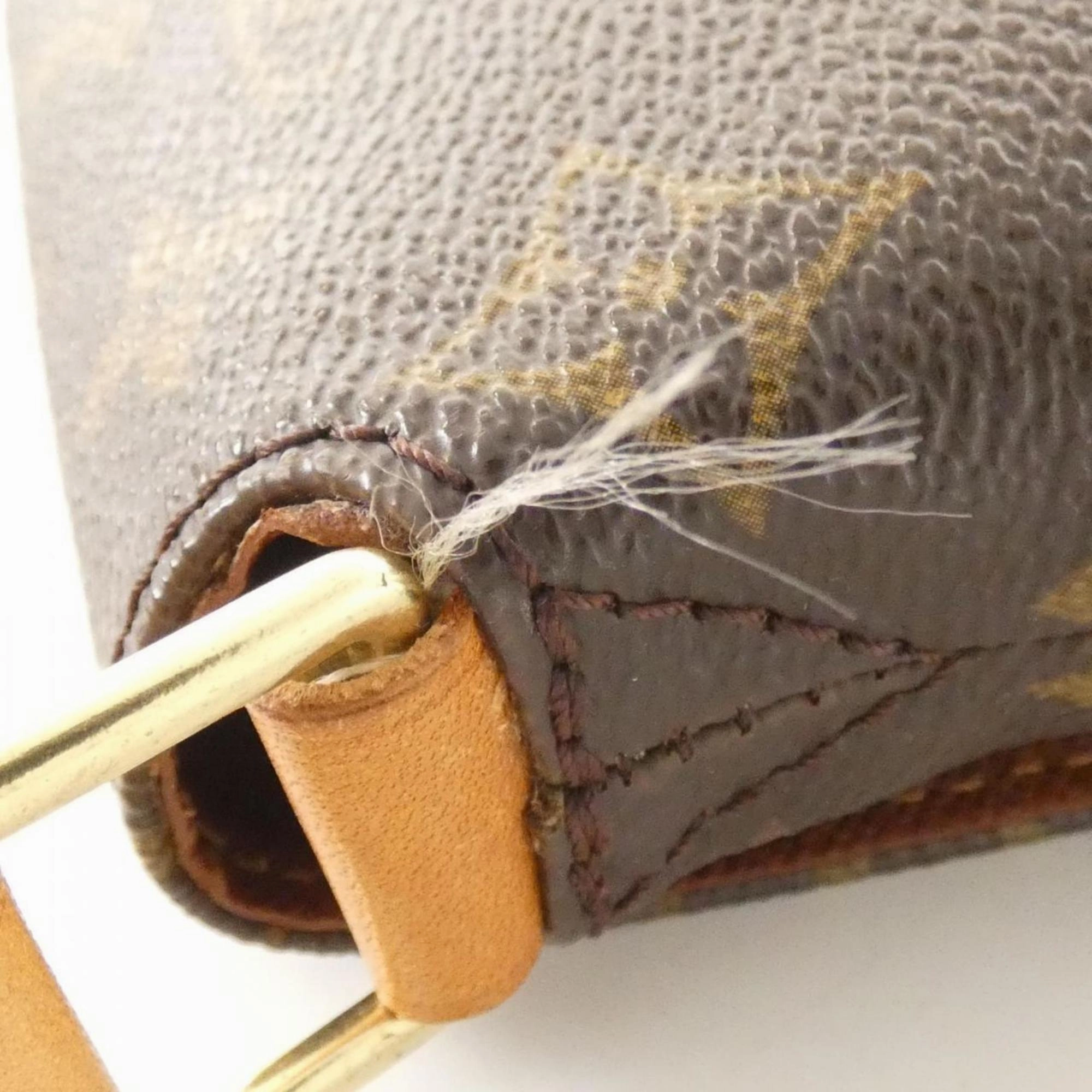 Louis Vuitton Coated Canvas Shoulder Bag (Pre-Owned)