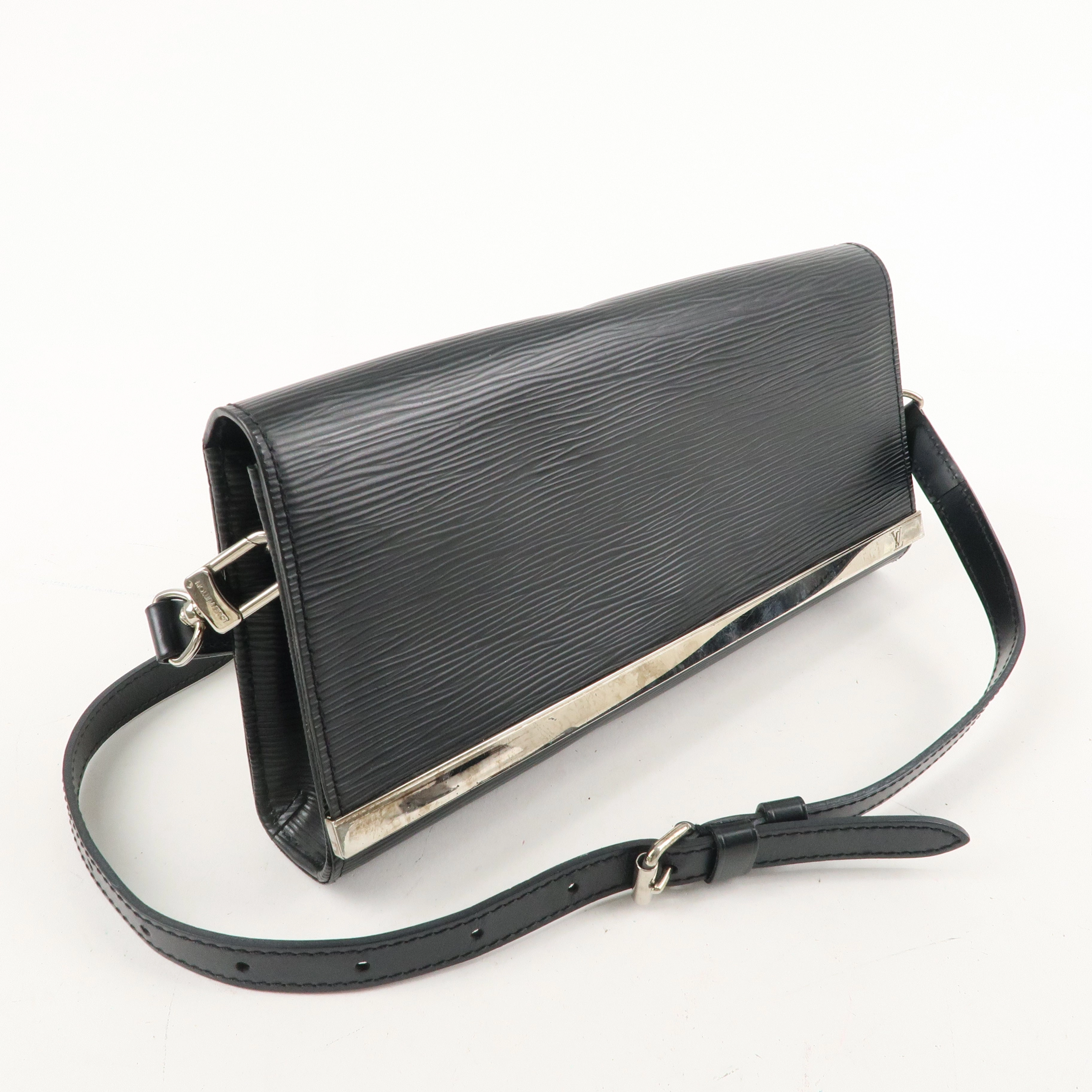 Louis Vuitton Epi Leather Sevigne Shoulder Bag Noir M40522