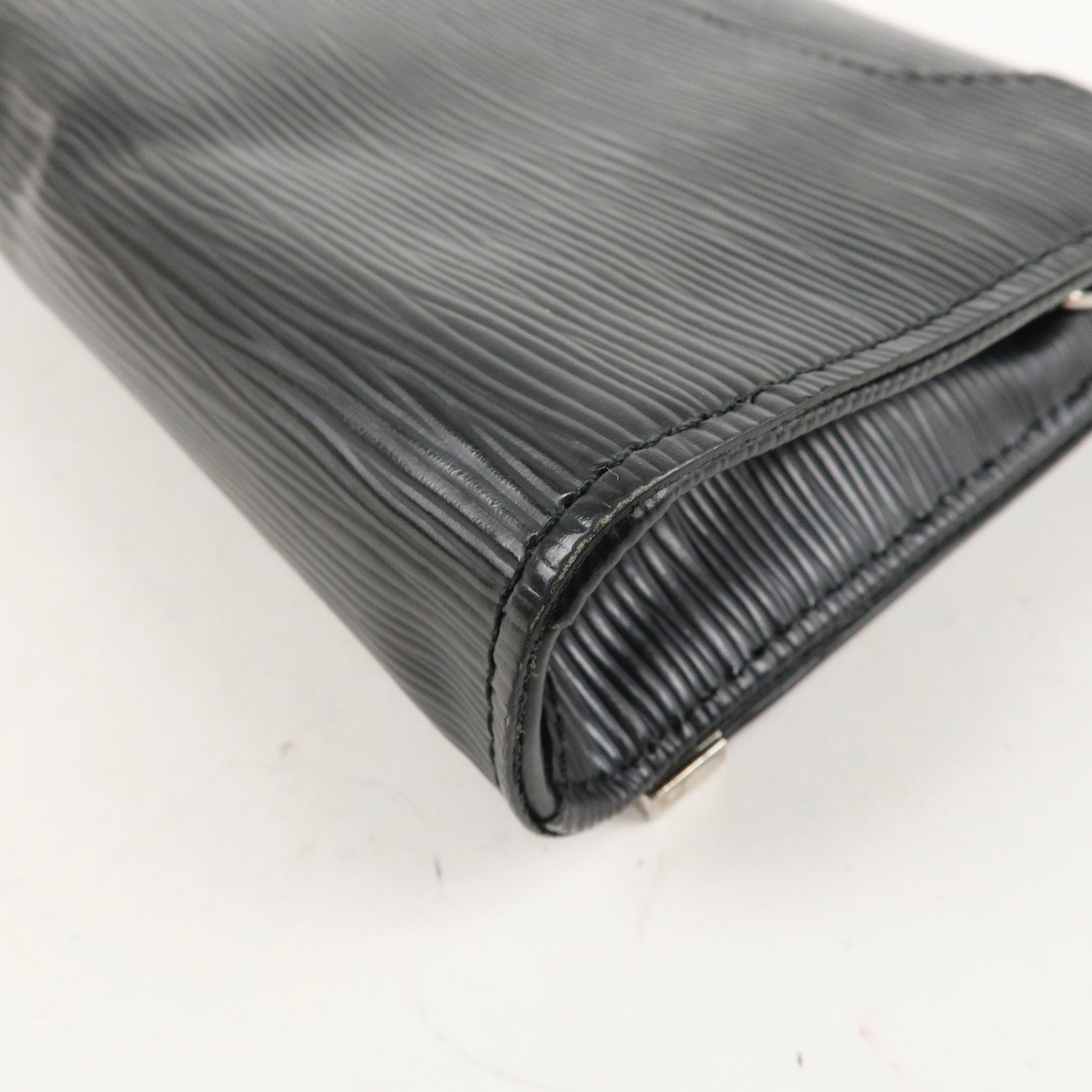 Louis Vuitton Epi Leather Sevigne Shoulder Bag Noir M40522