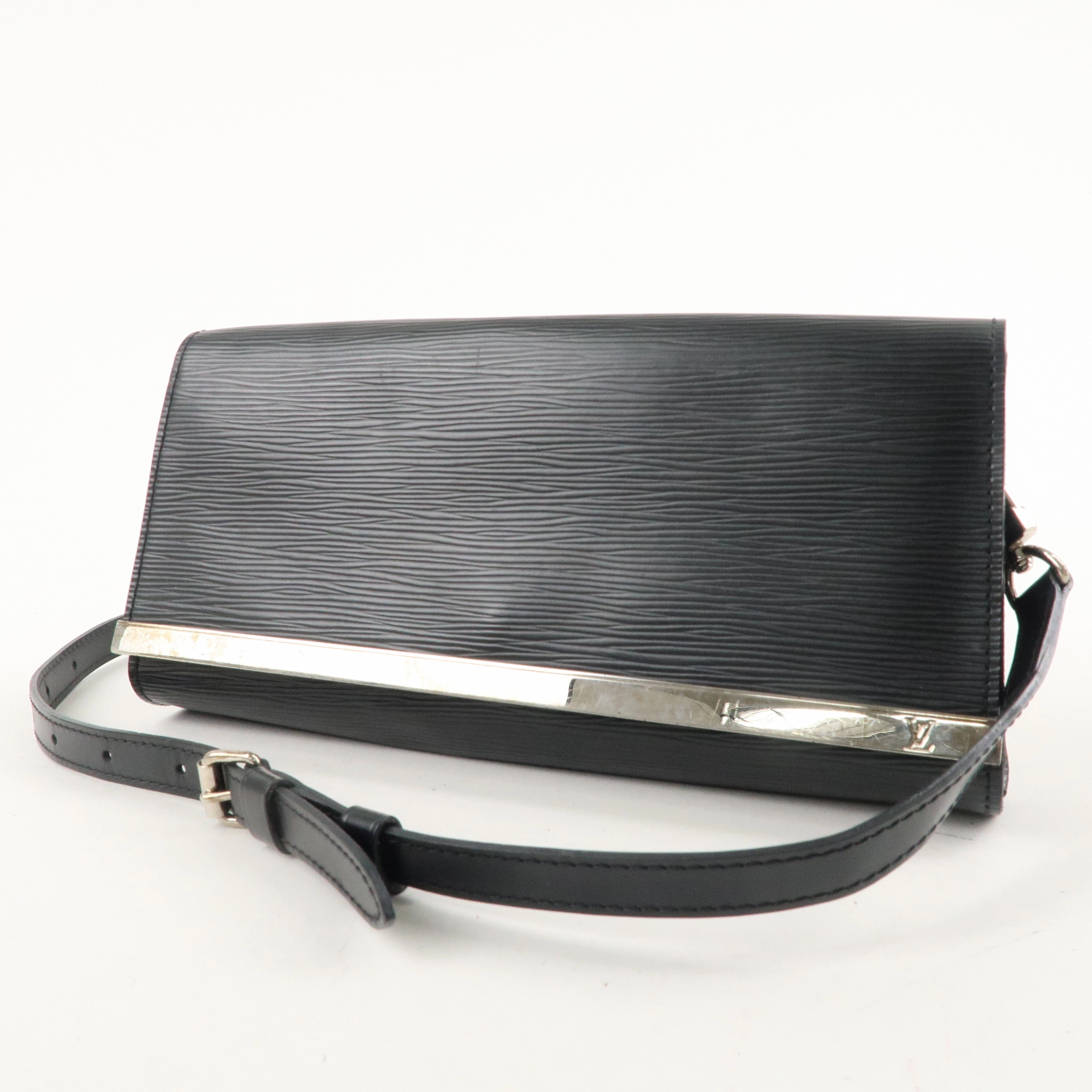 Louis Vuitton Epi Leather Sevigne Shoulder Bag Noir M40522