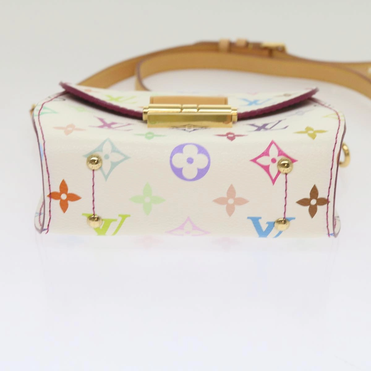 Louis Vuitton Heartbreaker  Canvas Shoulder Bag ()