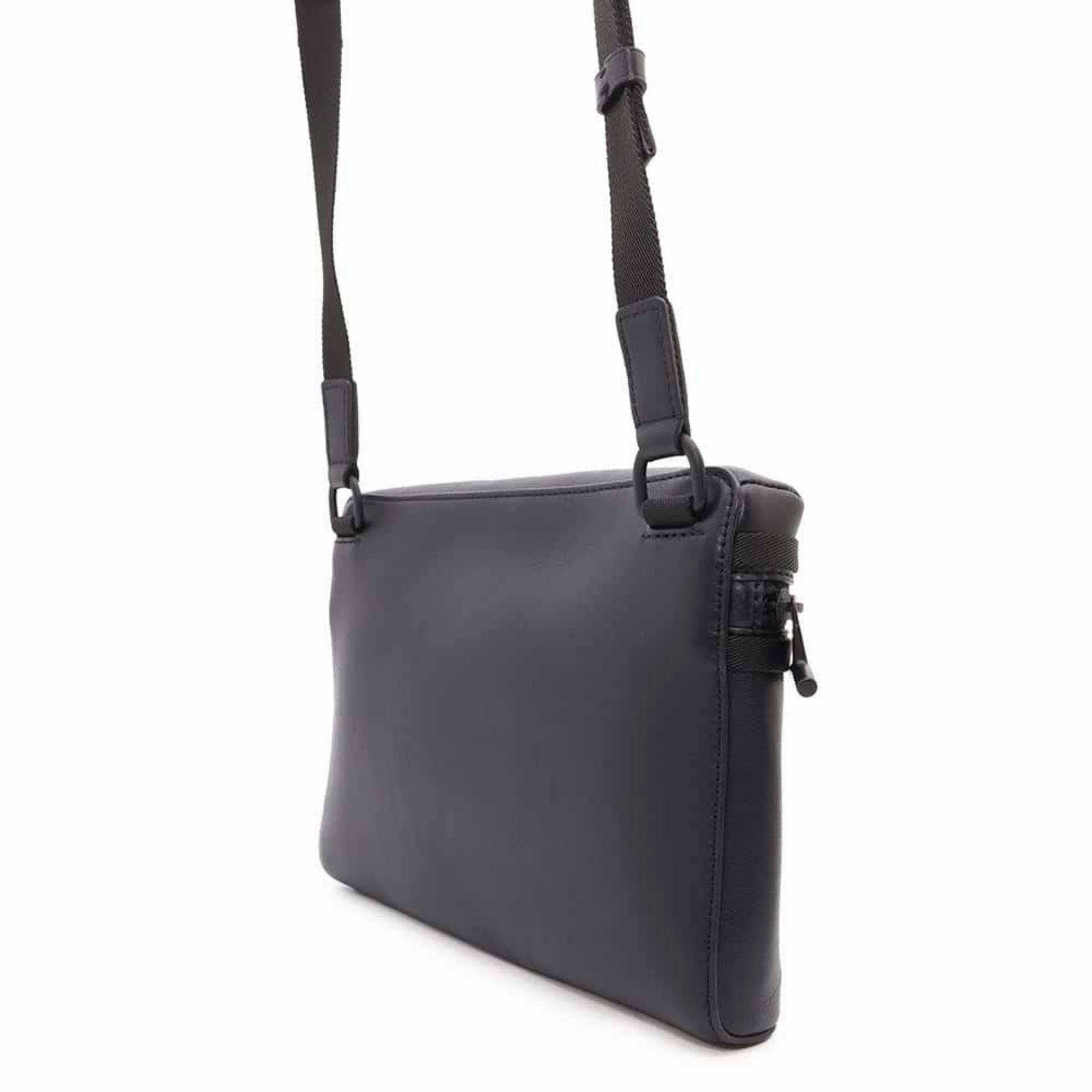 Louis Vuitton Infini Leather Shoulder Bag (Pre-Owned)