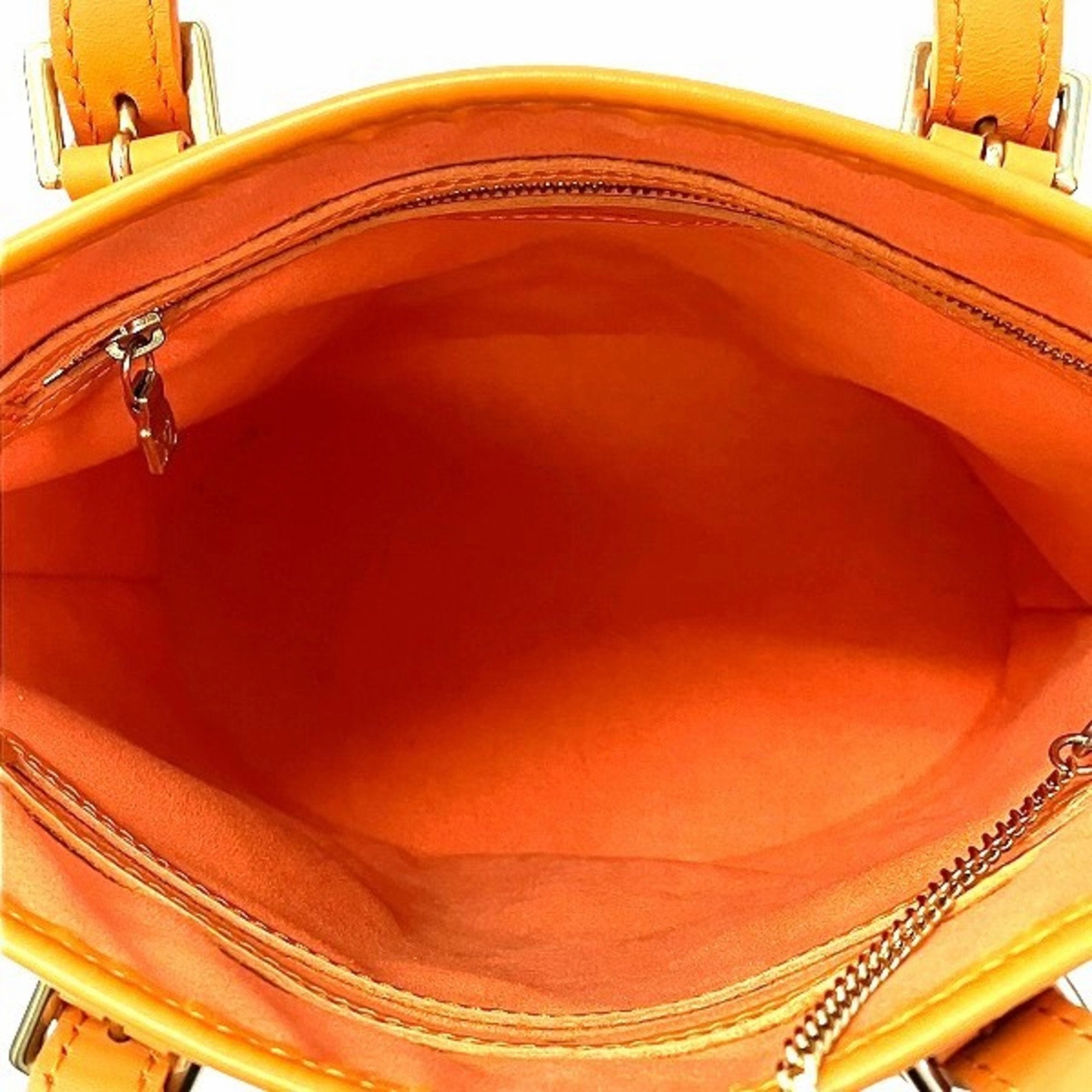 Louis Vuitton Leather Pouch Shoulder Bag Tote Bag (Pre-Owned)