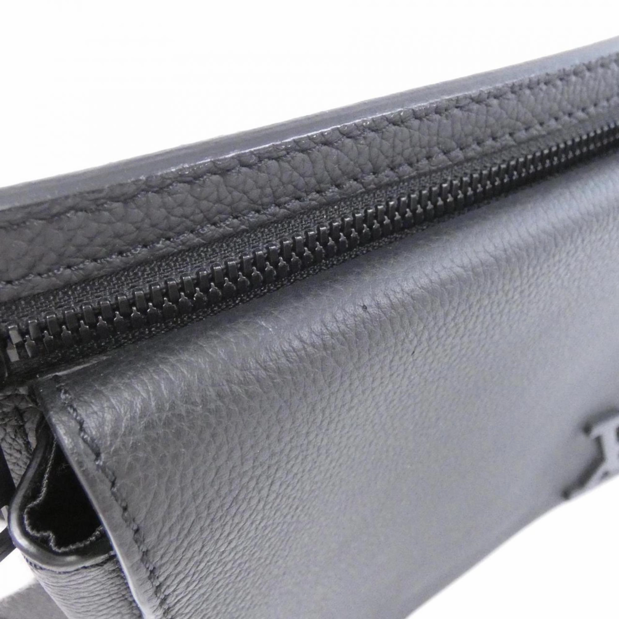Louis Vuitton Leather Shoulder Bag (Pre-Owned)