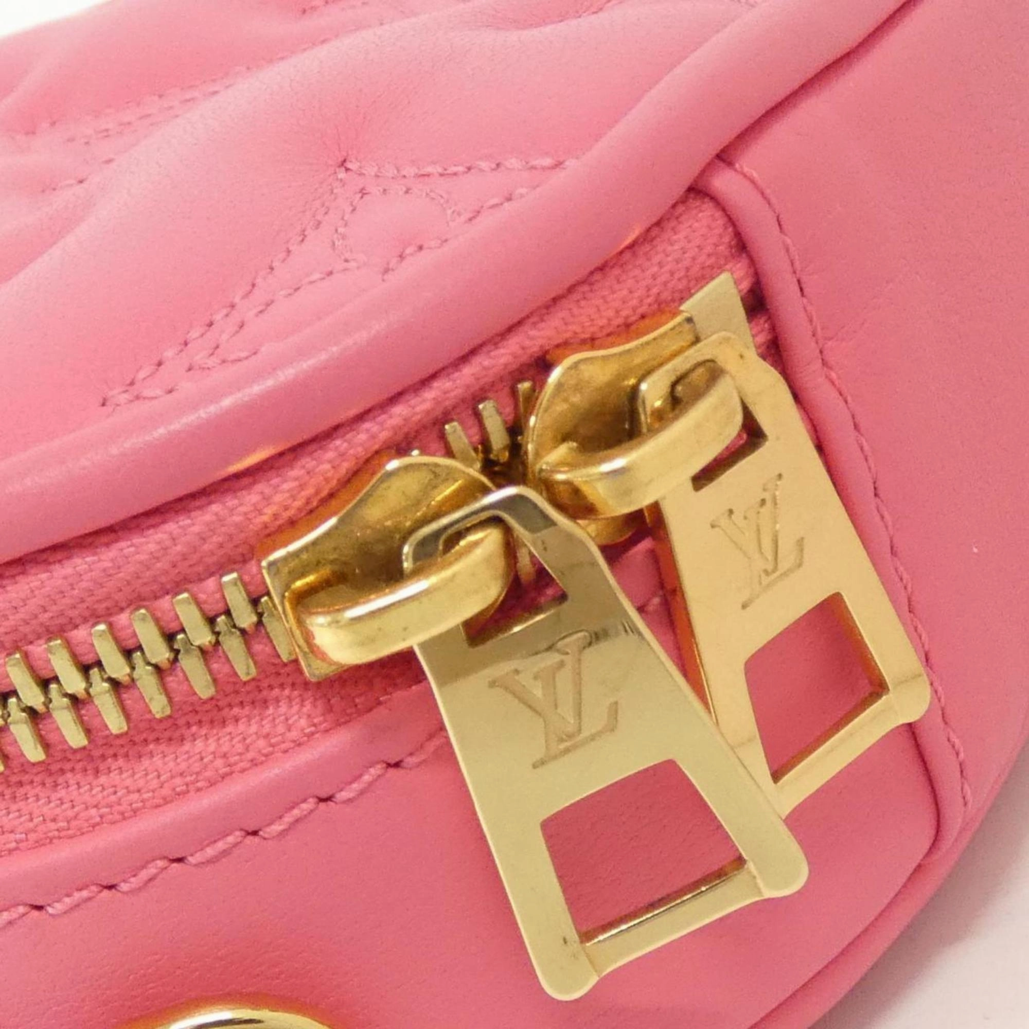 Louis Vuitton Leather Shoulder Bag (Pre-Owned)