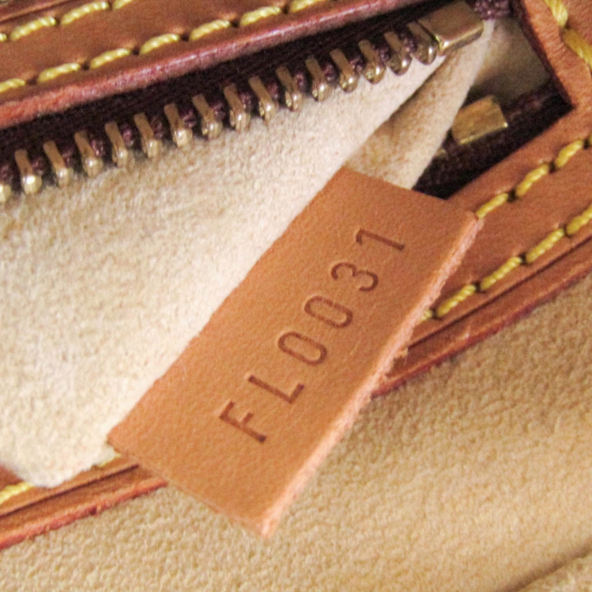 Louis Vuitton Looping  Canvas Shoulder Bag ()