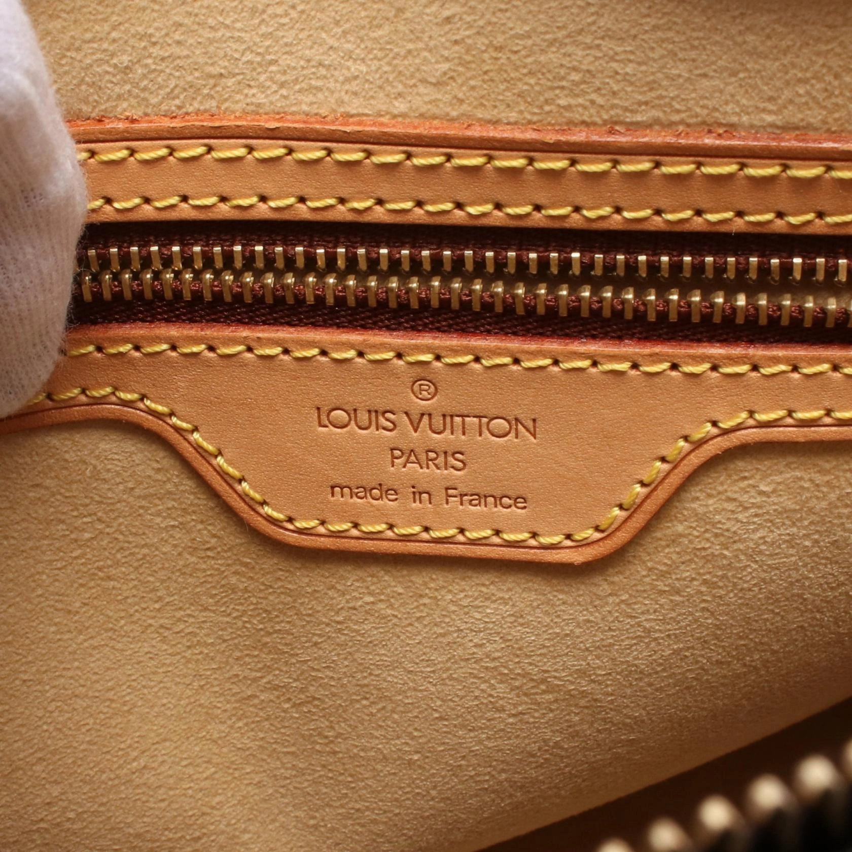Louis Vuitton Looping MM Monogram Shoulder Bag