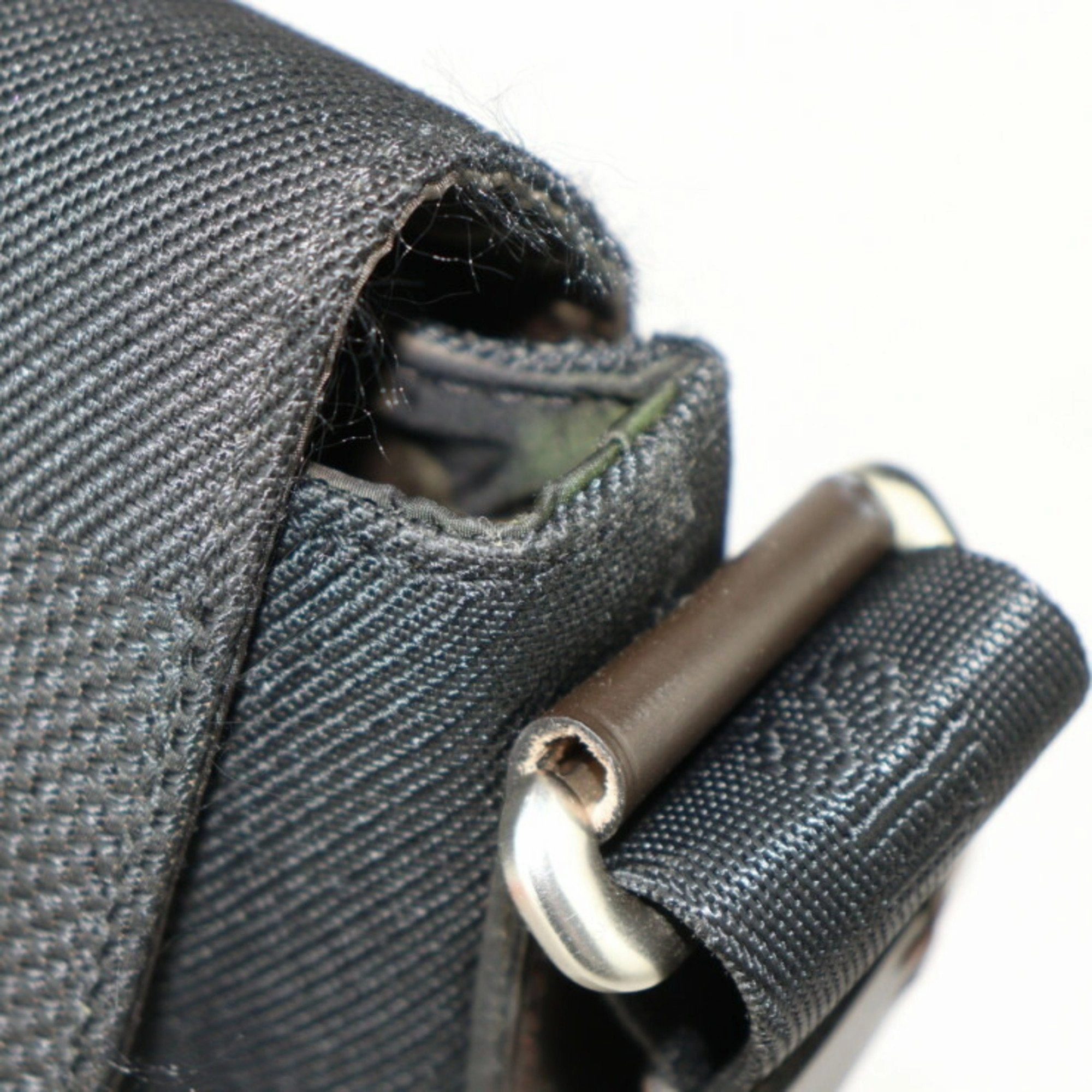 Louis Vuitton Messenger Canvas Shoulder Bag (Pre-Owned)