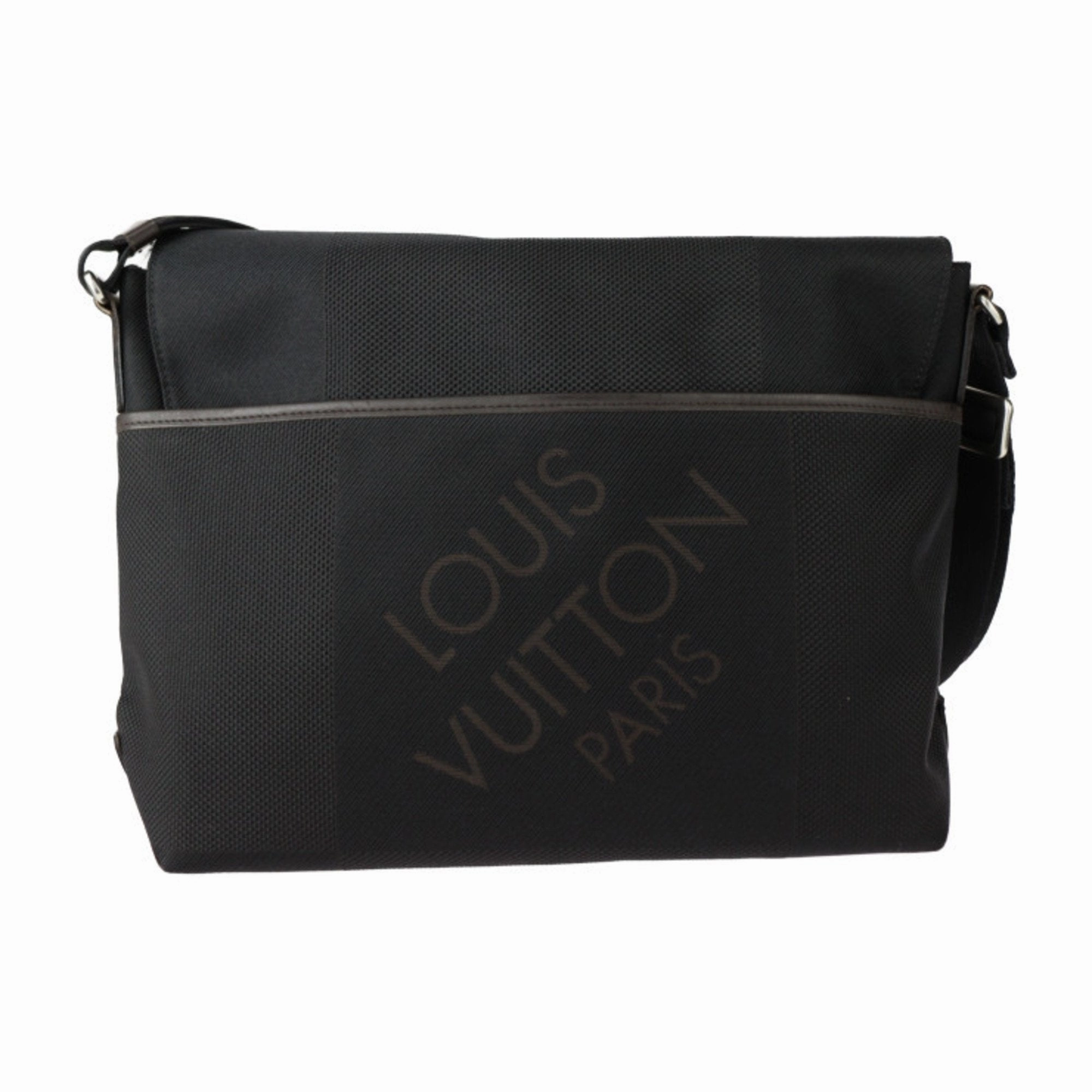 Louis Vuitton Messenger Canvas Shoulder Bag (Pre-Owned)