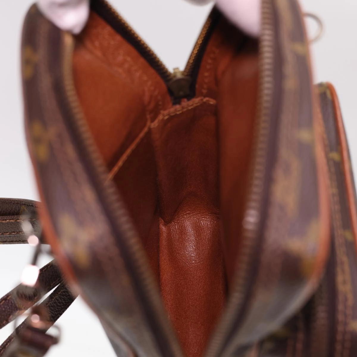 LOUIS VUITTON Monogram Amazon Shoulder Bag Vintage M45238 LV 39829