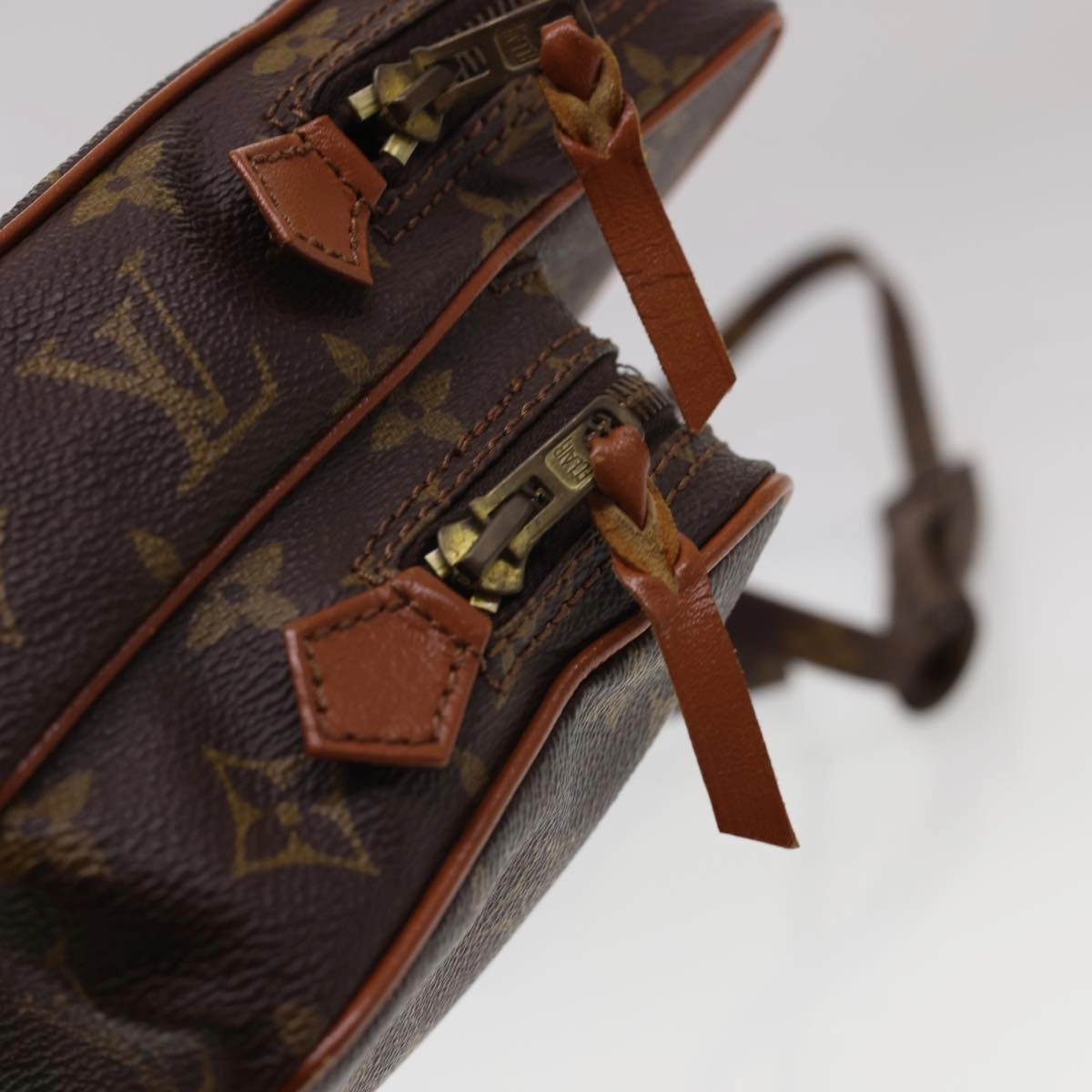 LOUIS VUITTON Monogram Amazon Shoulder Bag Vintage M45238 LV 39829