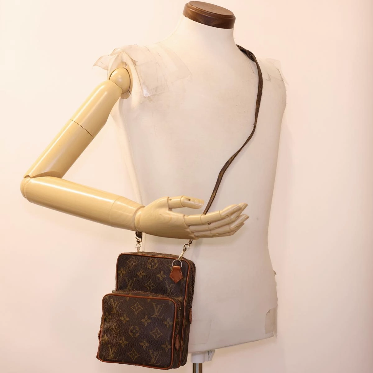 LOUIS VUITTON Monogram Amazon Shoulder Bag Vintage M45238 LV 39829