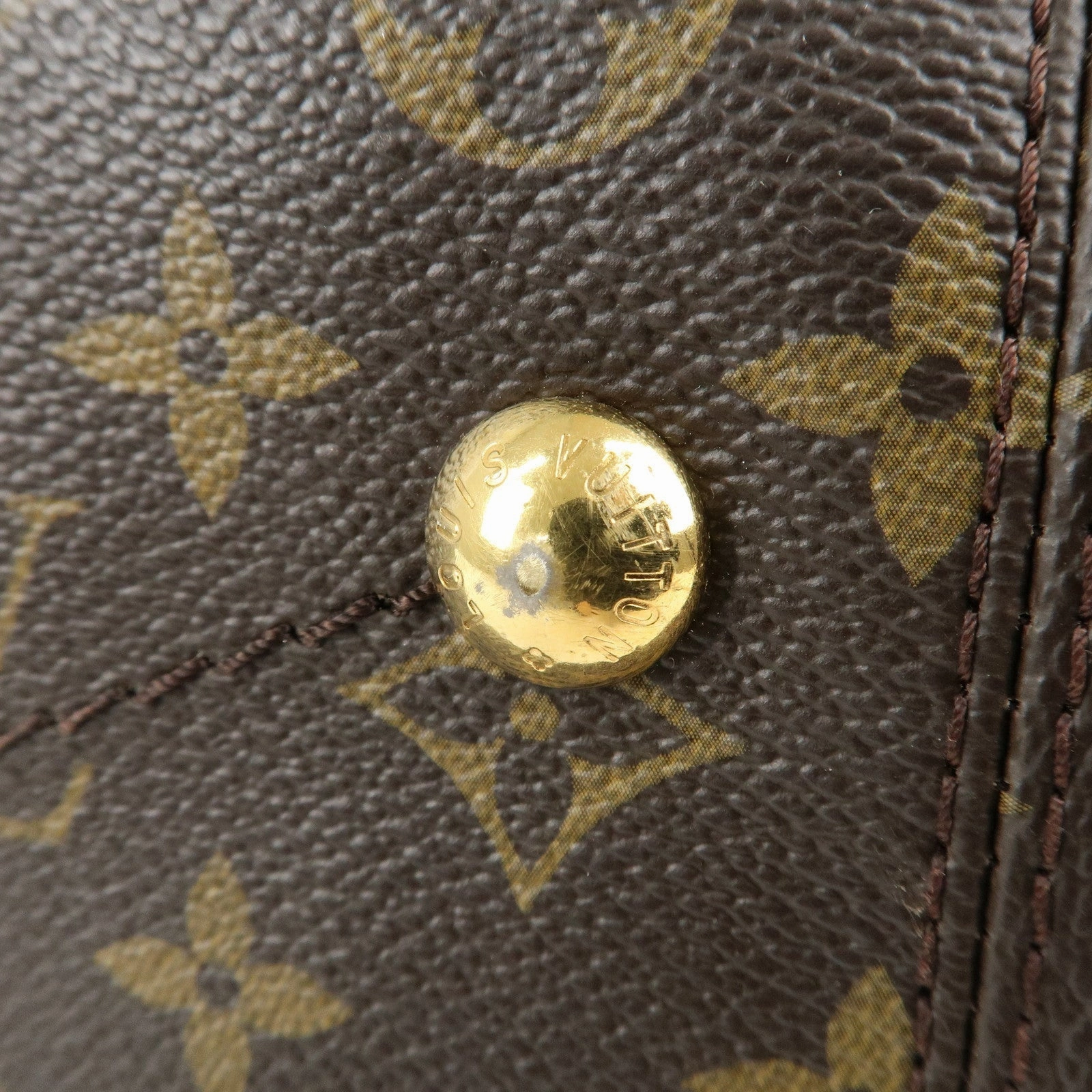 Louis Vuitton Monogram Artsy MM Shoulder Bag Brown M40249