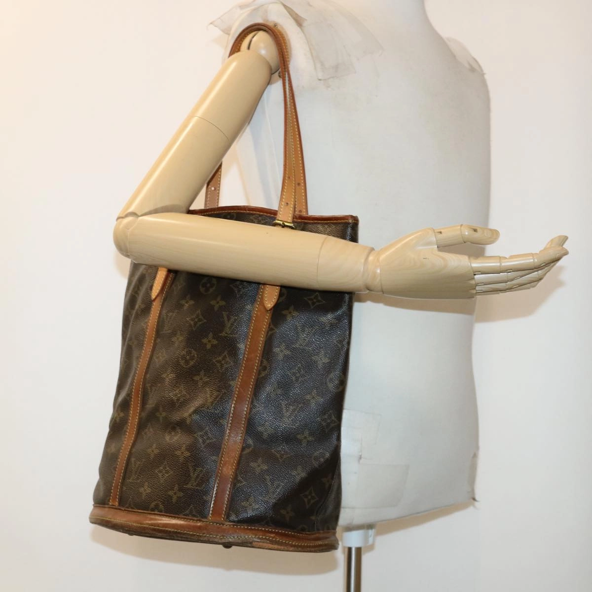 LOUIS VUITTON Monogram Bucket GM Shoulder Bag Vintage M42236 LV ti1029