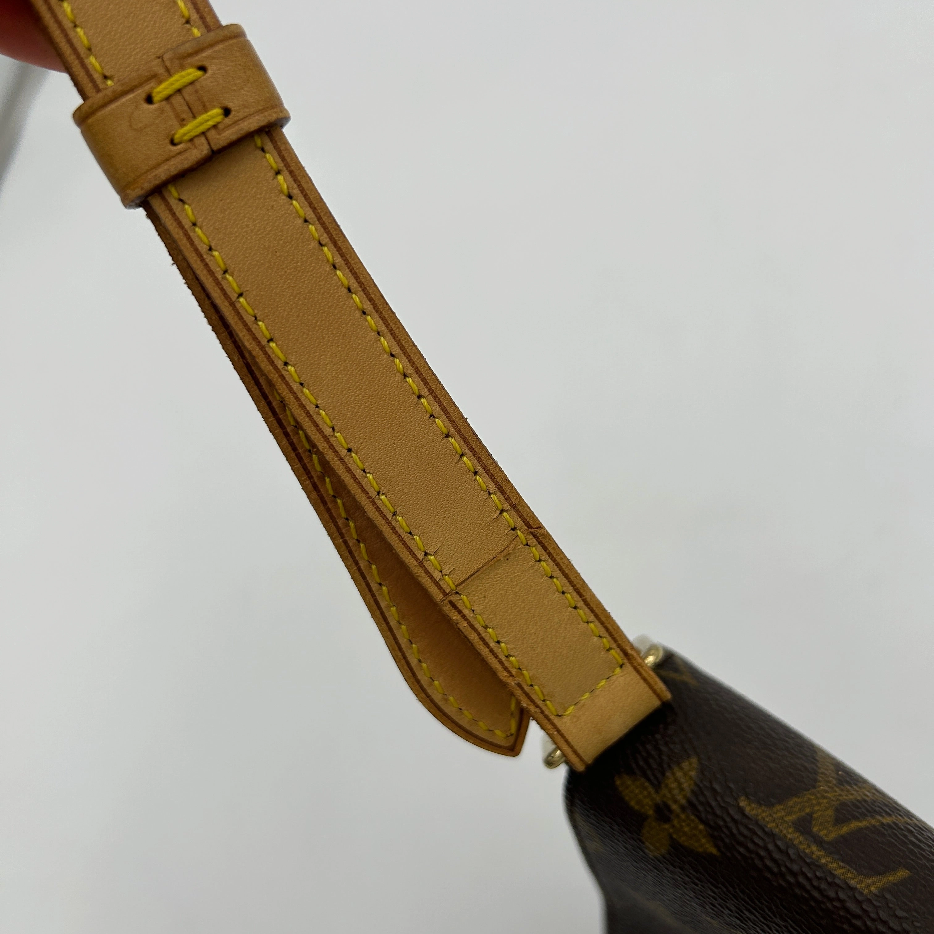 Louis Vuitton Monogram Canvas Brown Leather Shoulder Bag Medium