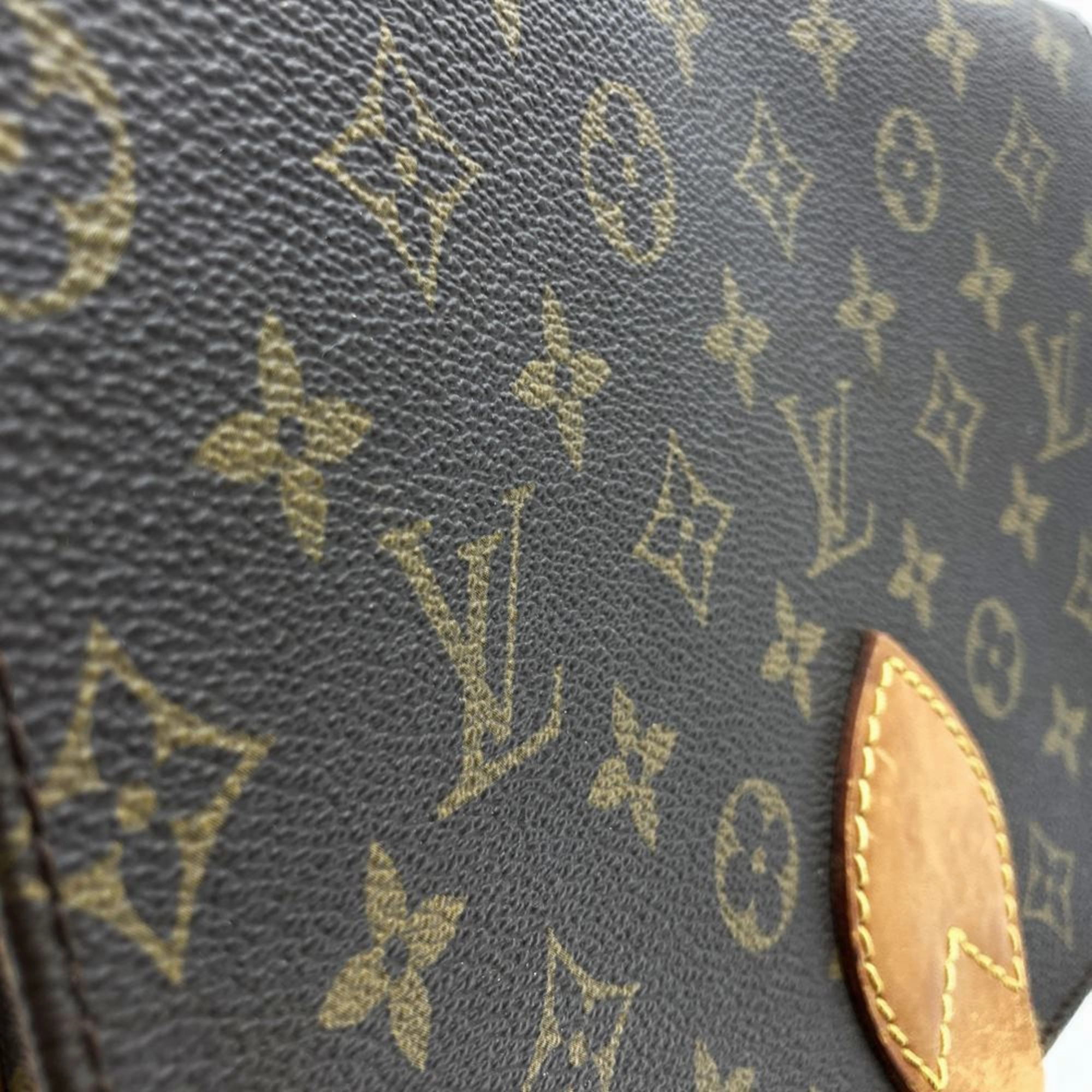 Louis Vuitton Monogram Canvas Shoulder Bag (Pre-Owned)