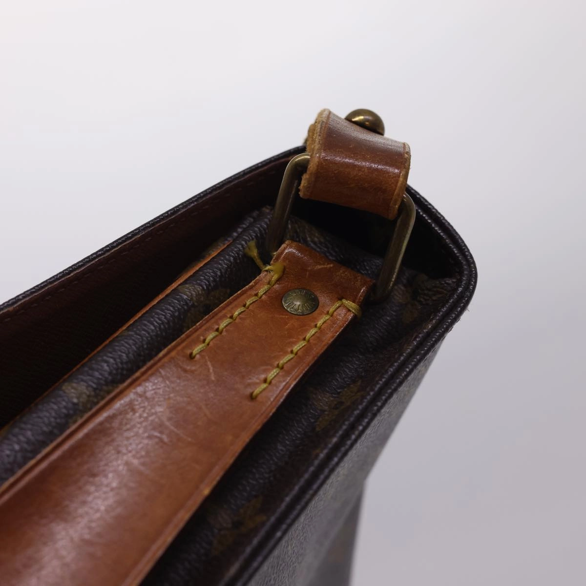 LOUIS VUITTON Monogram Cartouchiere MM Shoulder Bag M51253 LV rd4699