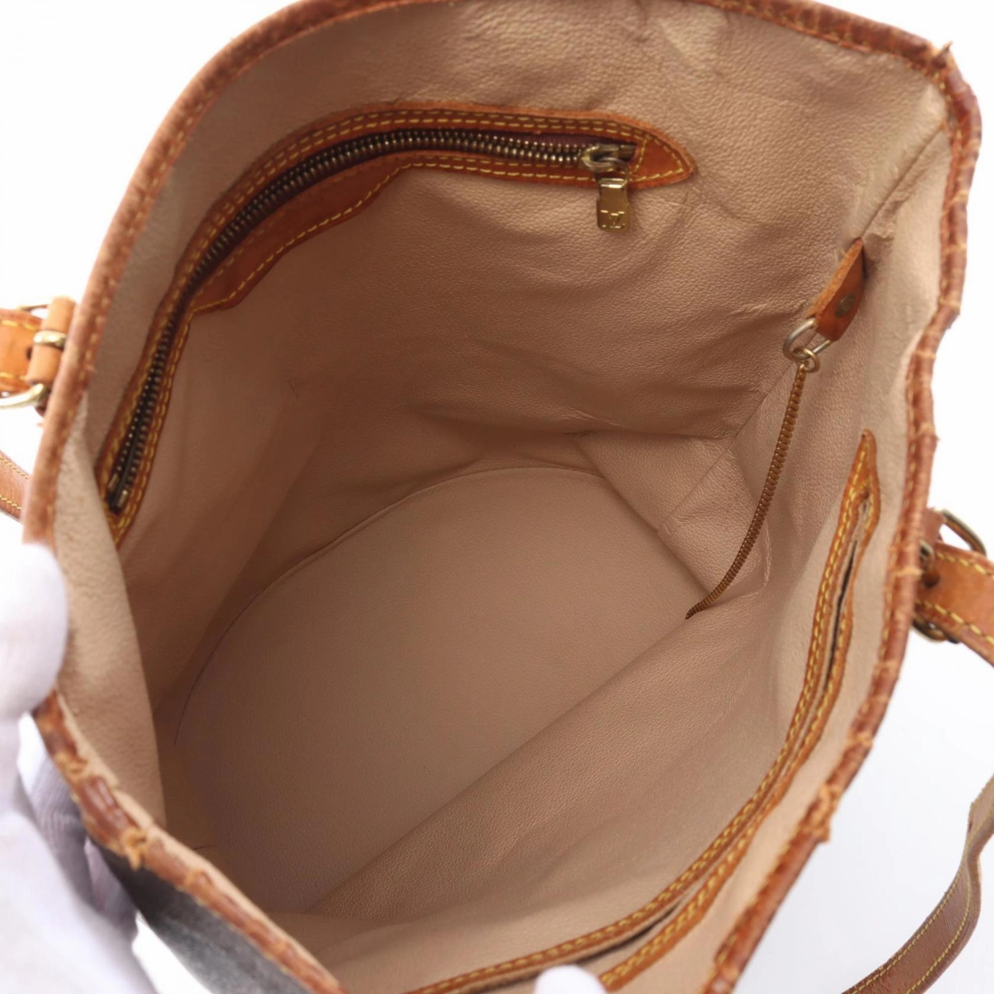Louis Vuitton Monogram Coated Canvas Shoulder Bag (Pre-Owned)