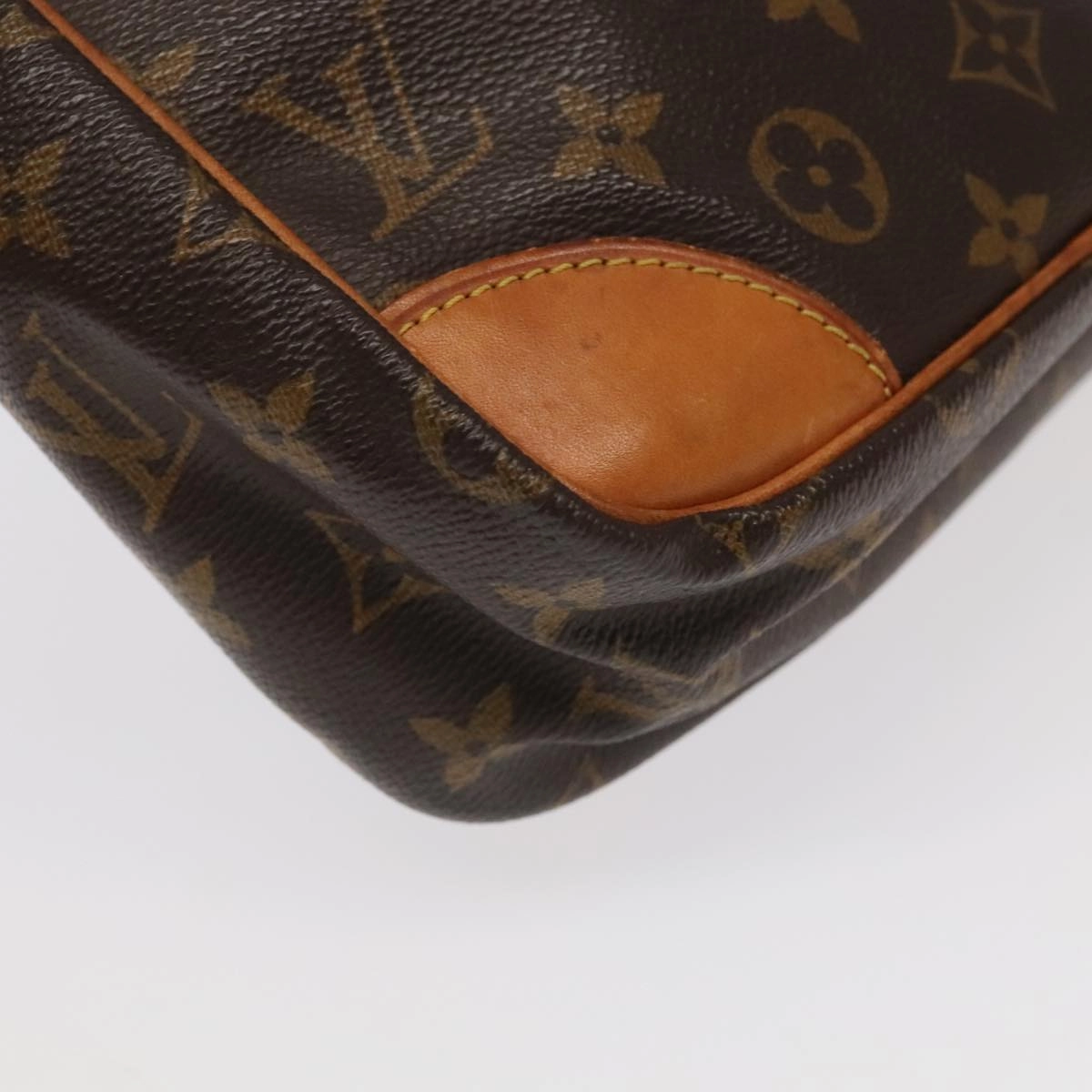LOUIS VUITTON Monogram Danube MM Shoulder Bag M45264 LV bs20718