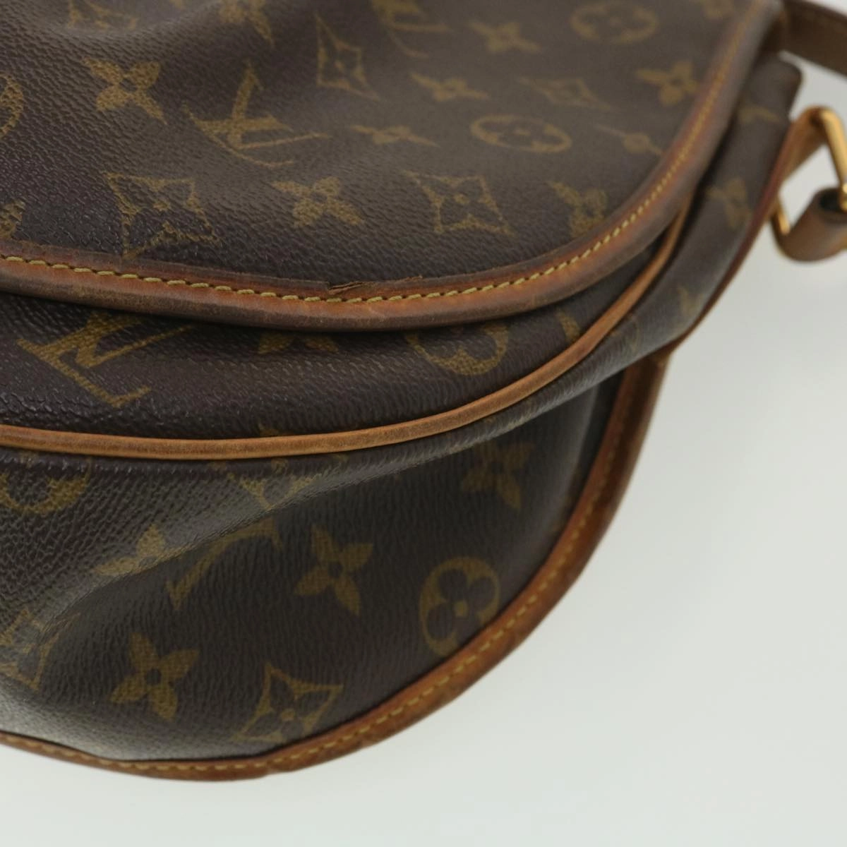 LOUIS VUITTON Monogram Menilmontant MM Shoulder Bag M40473 LV 38458