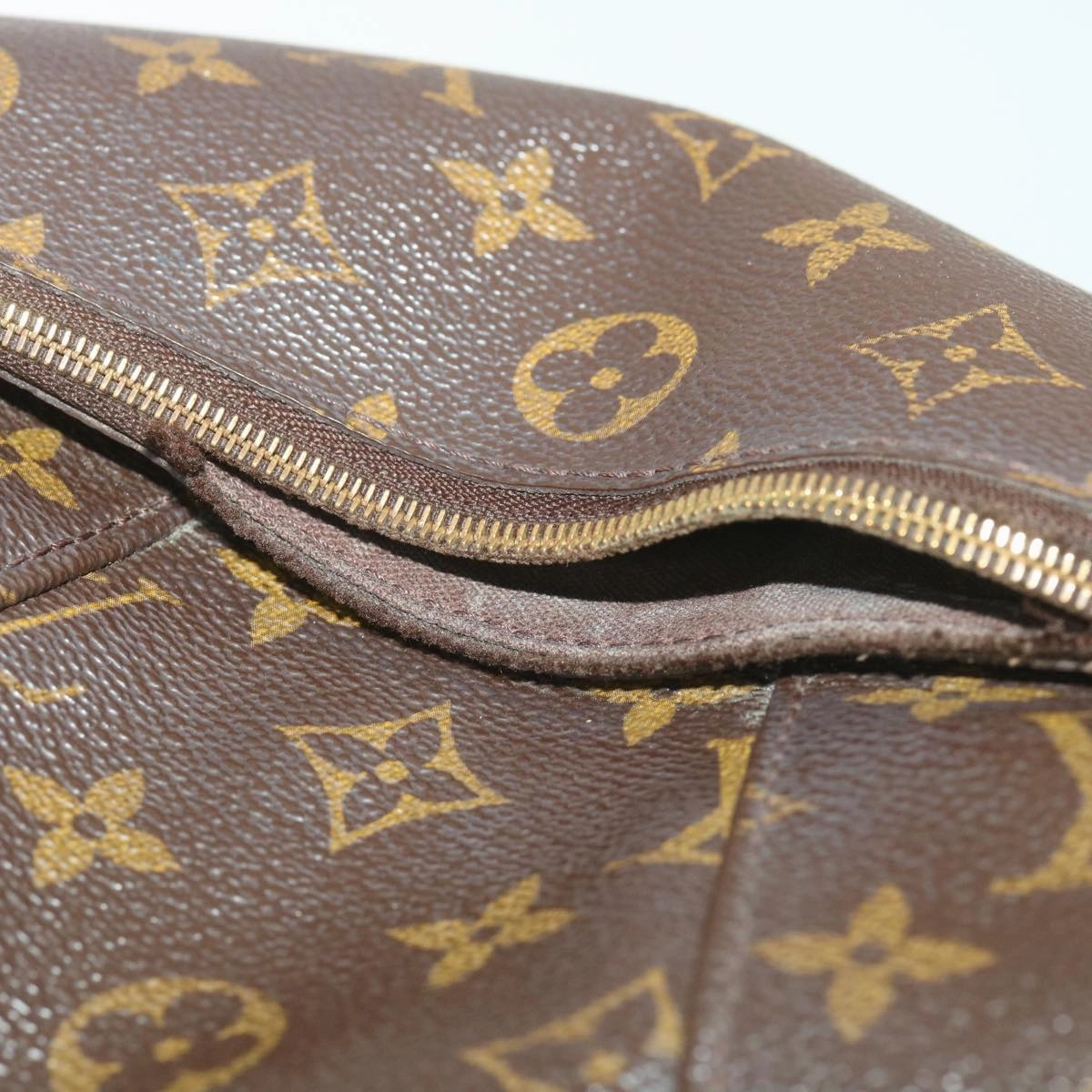 LOUIS VUITTON Monogram Menilmontant MM Shoulder Bag M40473 LV 38458