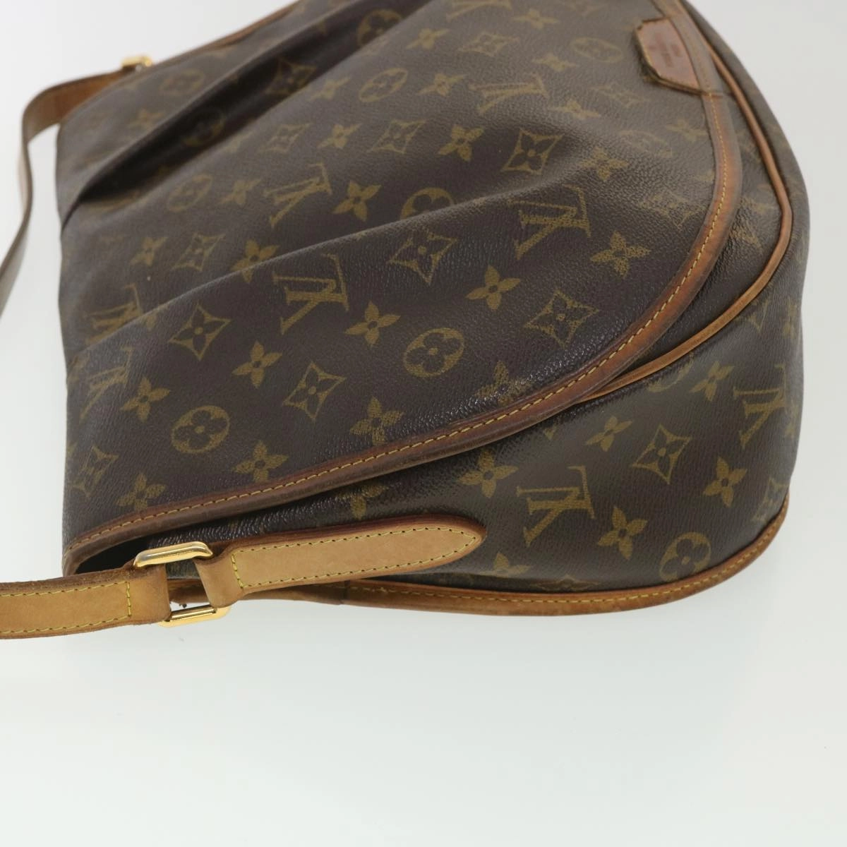 LOUIS VUITTON Monogram Menilmontant MM Shoulder Bag M40473 LV 38458