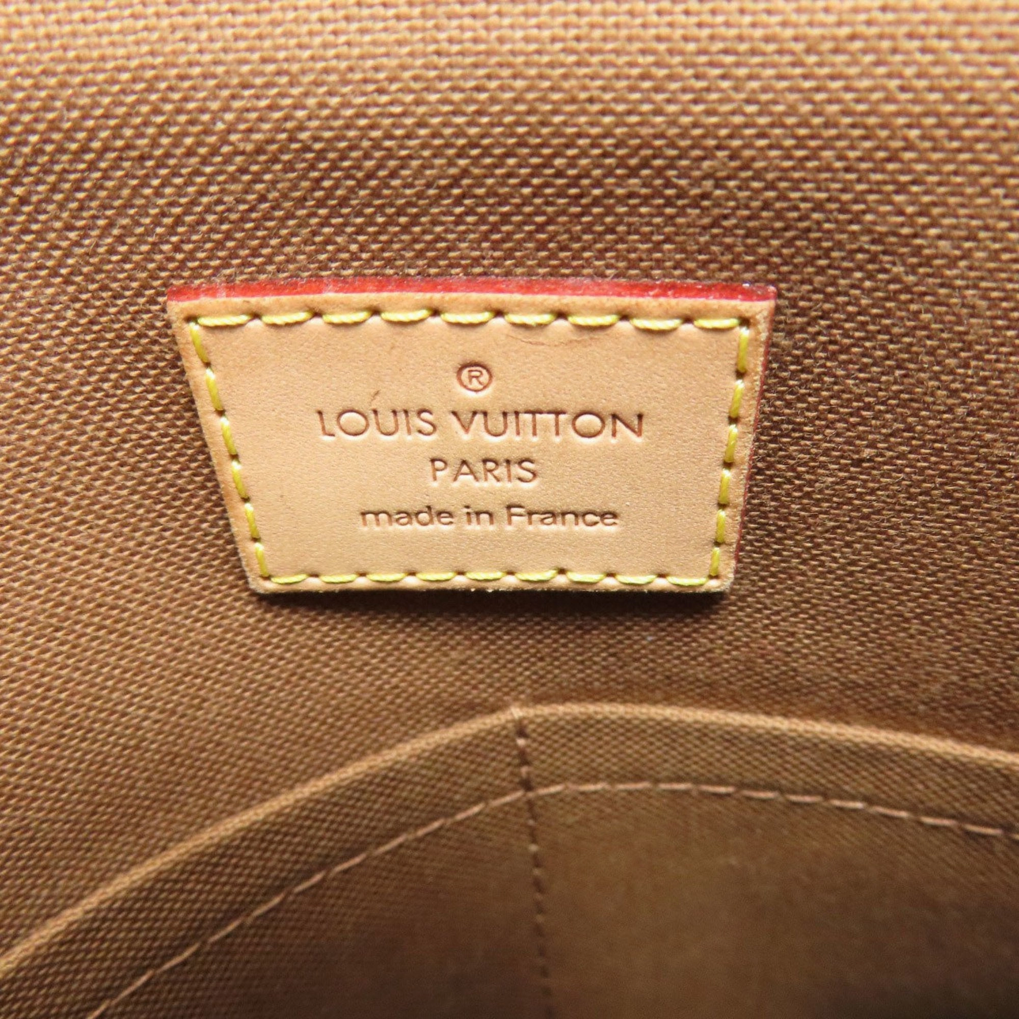 Louis Vuitton Monogram Monogram Canvas Shoulder Bag (Pre-Owned)