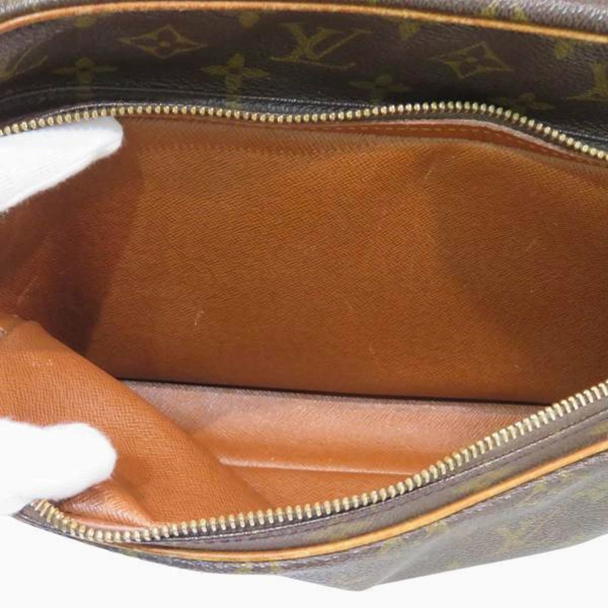 Louis Vuitton Monogram Monogram Shoulder Bag (Pre-Owned)