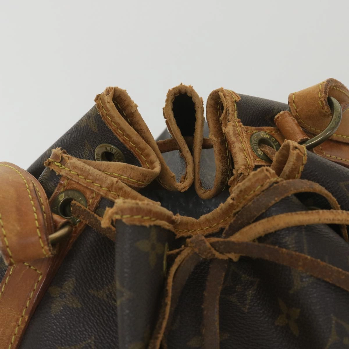 LOUIS VUITTON Monogram Petit Noe Shoulder Bag M42226 LV rd4479