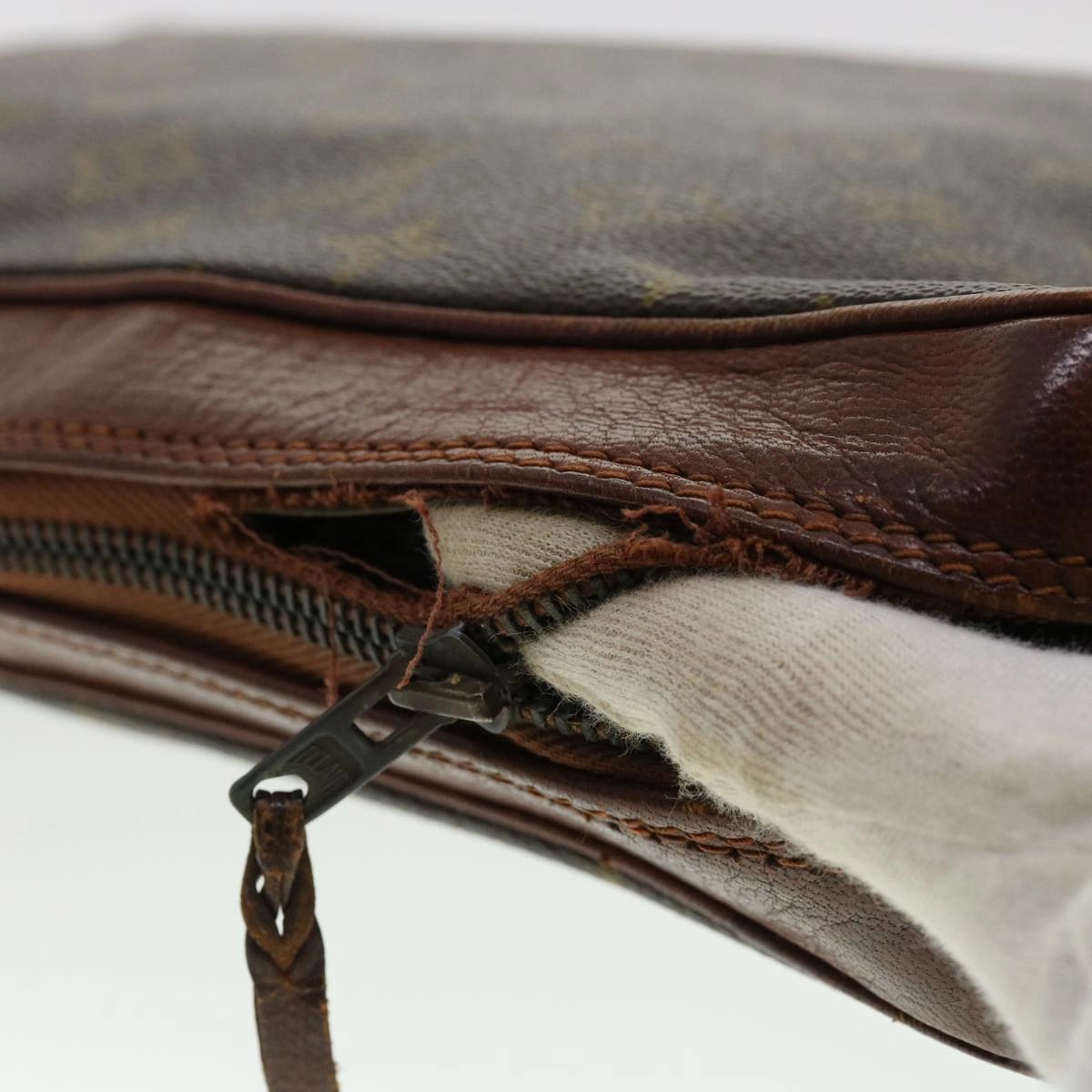 LOUIS VUITTON Monogram Sac Bandouliere Shoulder Bag M51364 ar9333B