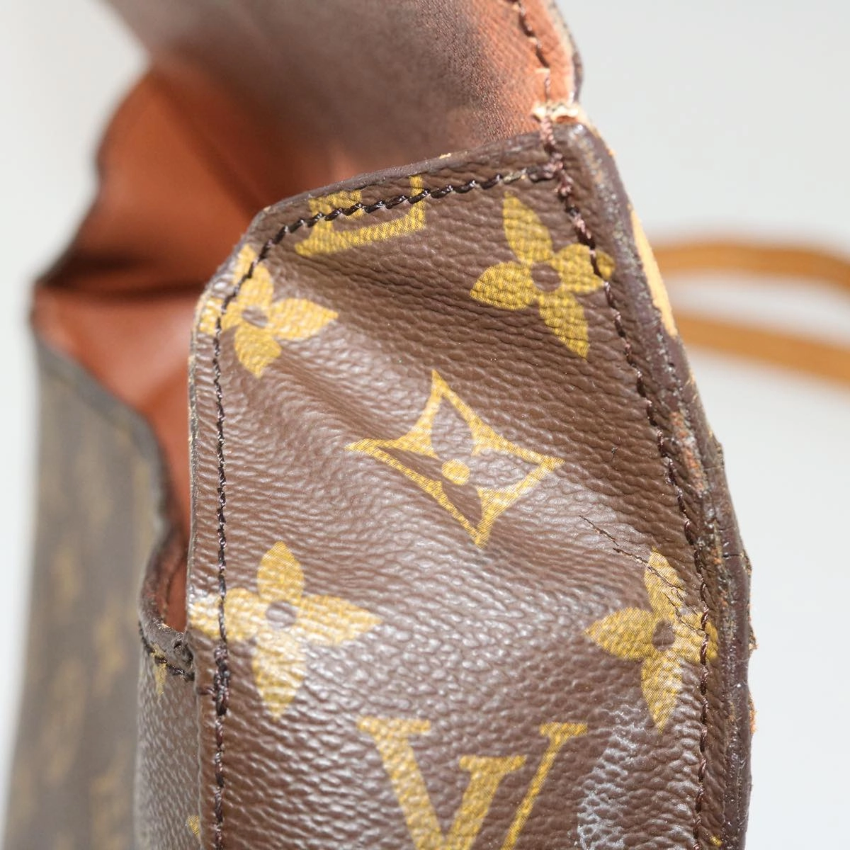 LOUIS VUITTON Monogram Saint Cloud GM Shoulder Bag M51242 LV 38581