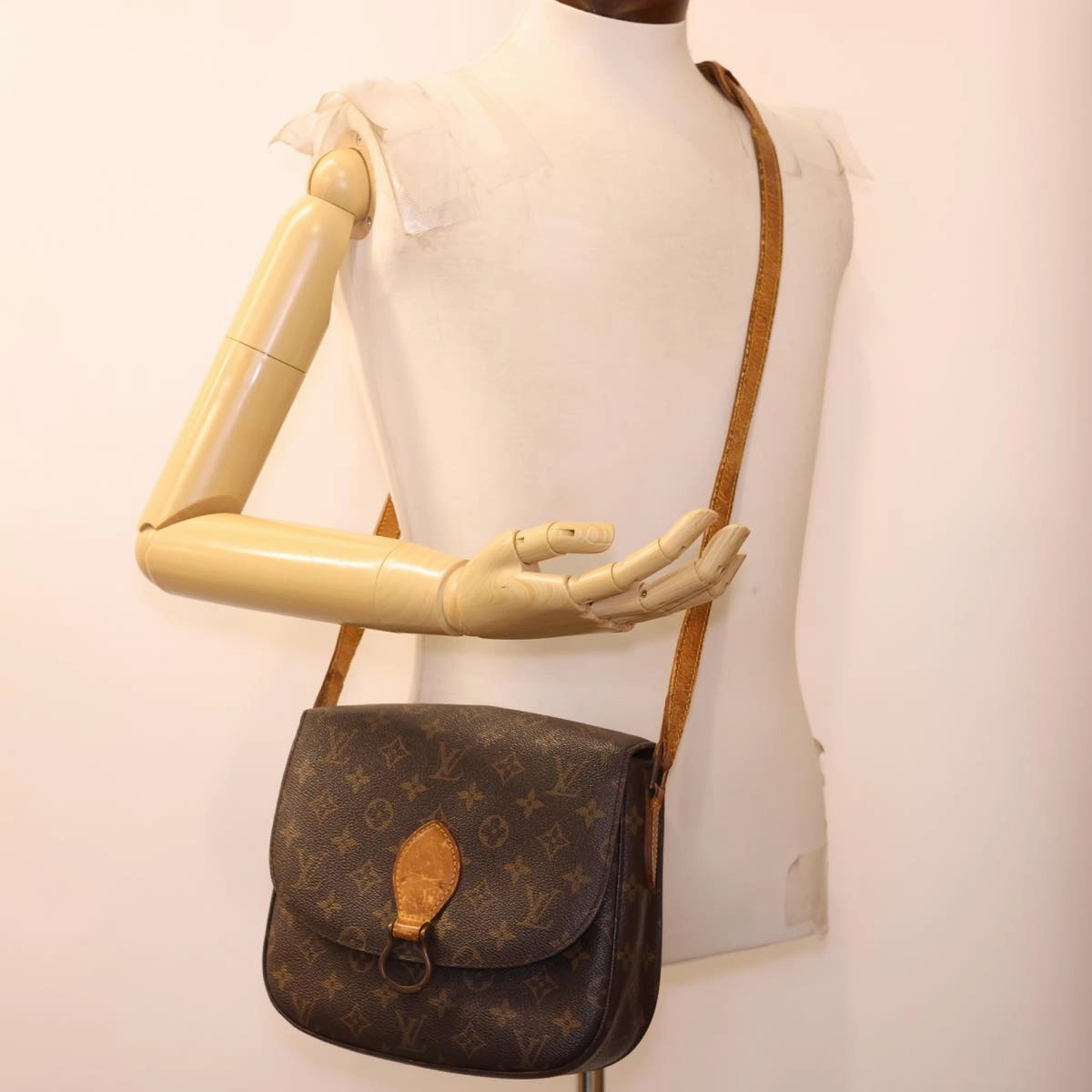 LOUIS VUITTON Monogram Saint Cloud GM Shoulder Bag M51242 LV 40128