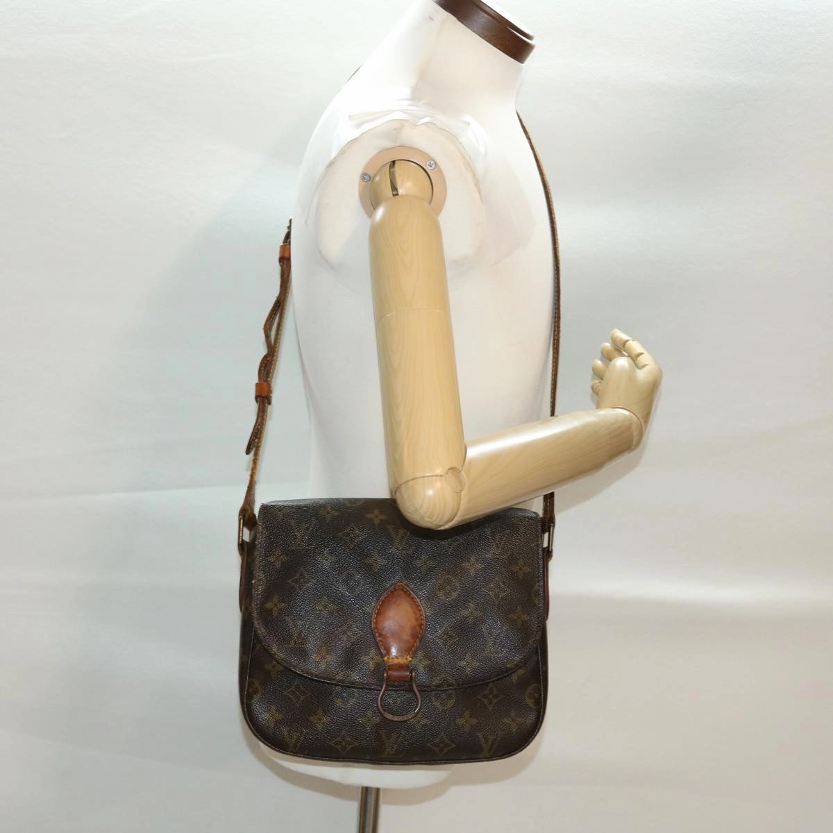 LOUIS VUITTON Monogram Saint Cloud GM Shoulder Bag M51242 LV 41083