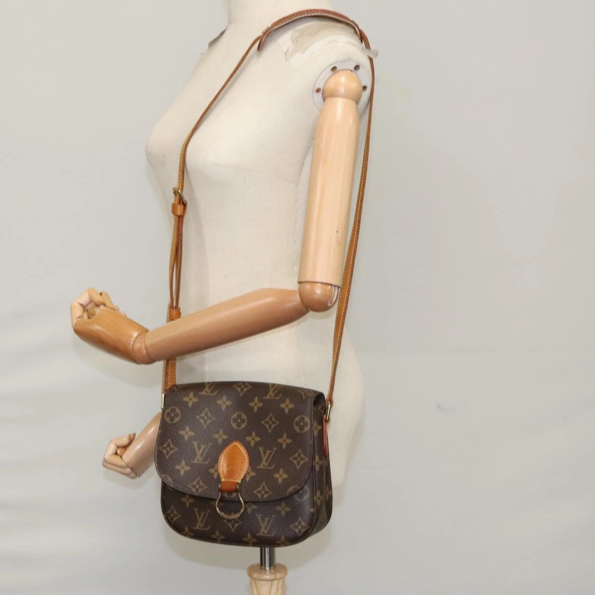 LOUIS VUITTON Monogram Saint Cloud MM Shoulder Bag M51243 LV ep6906