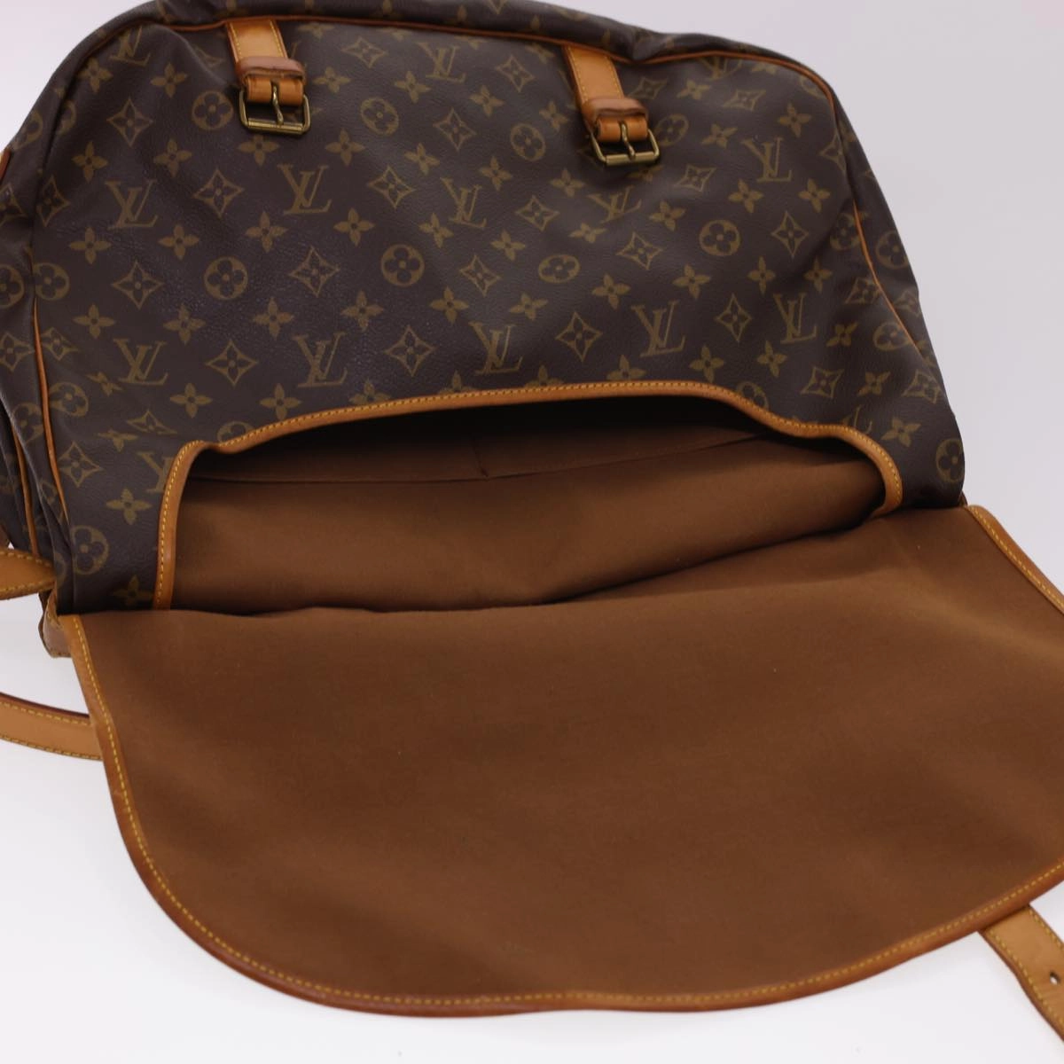 LOUIS VUITTON Monogram Saumur 43 Shoulder Bag M42252 LV 40442