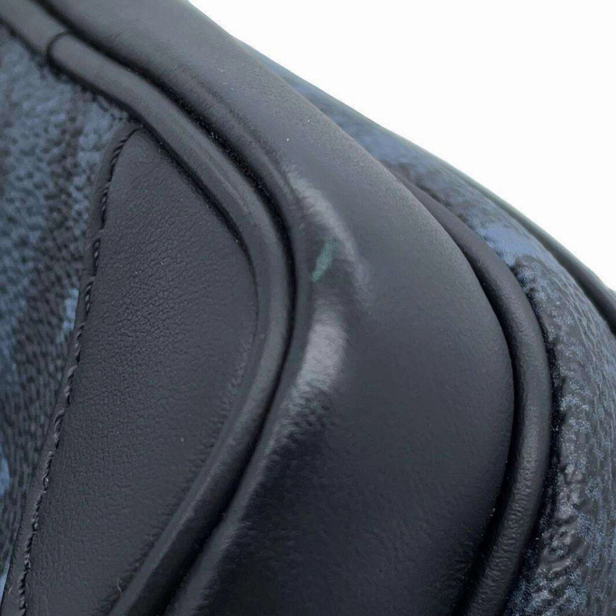 Louis Vuitton Monogram Shoulder Bag (Pre-Owned)