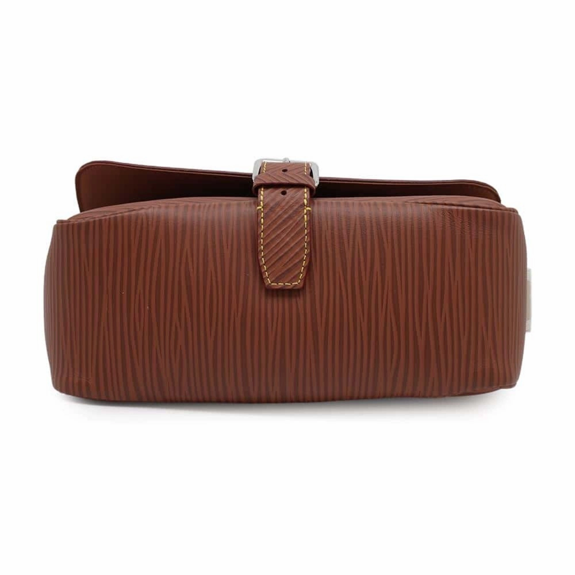 Louis Vuitton Montsouris Leather Shoulder Bag (Pre-Owned)