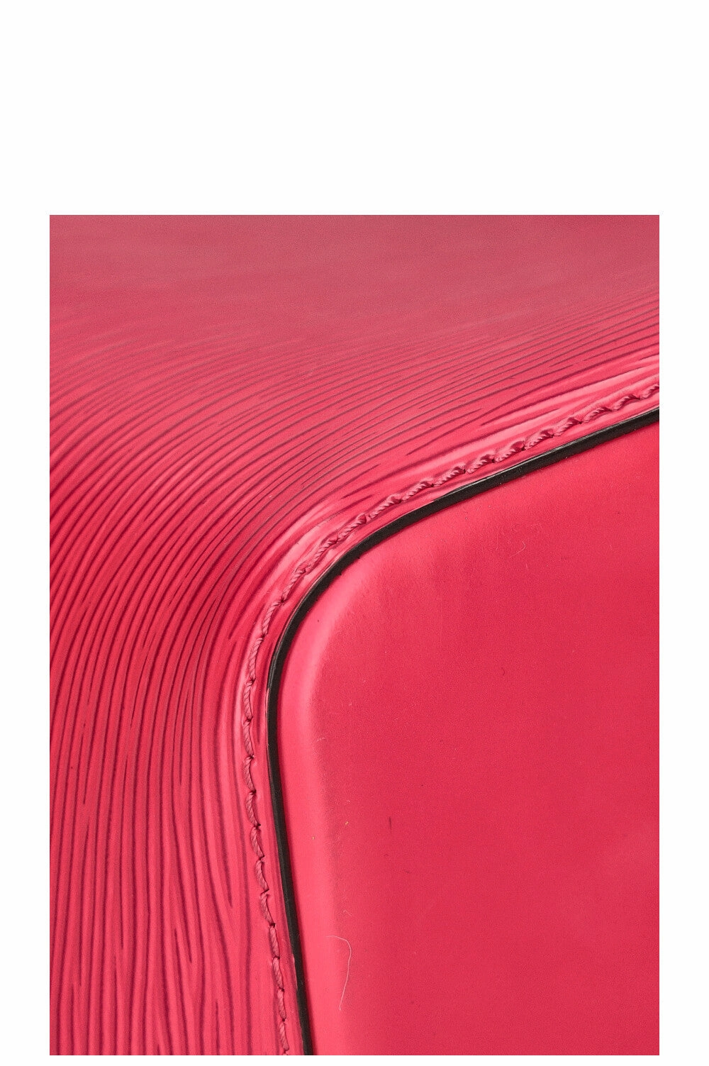 LOUIS VUITTON No No Crossbody Bag Epi MM Grenadine