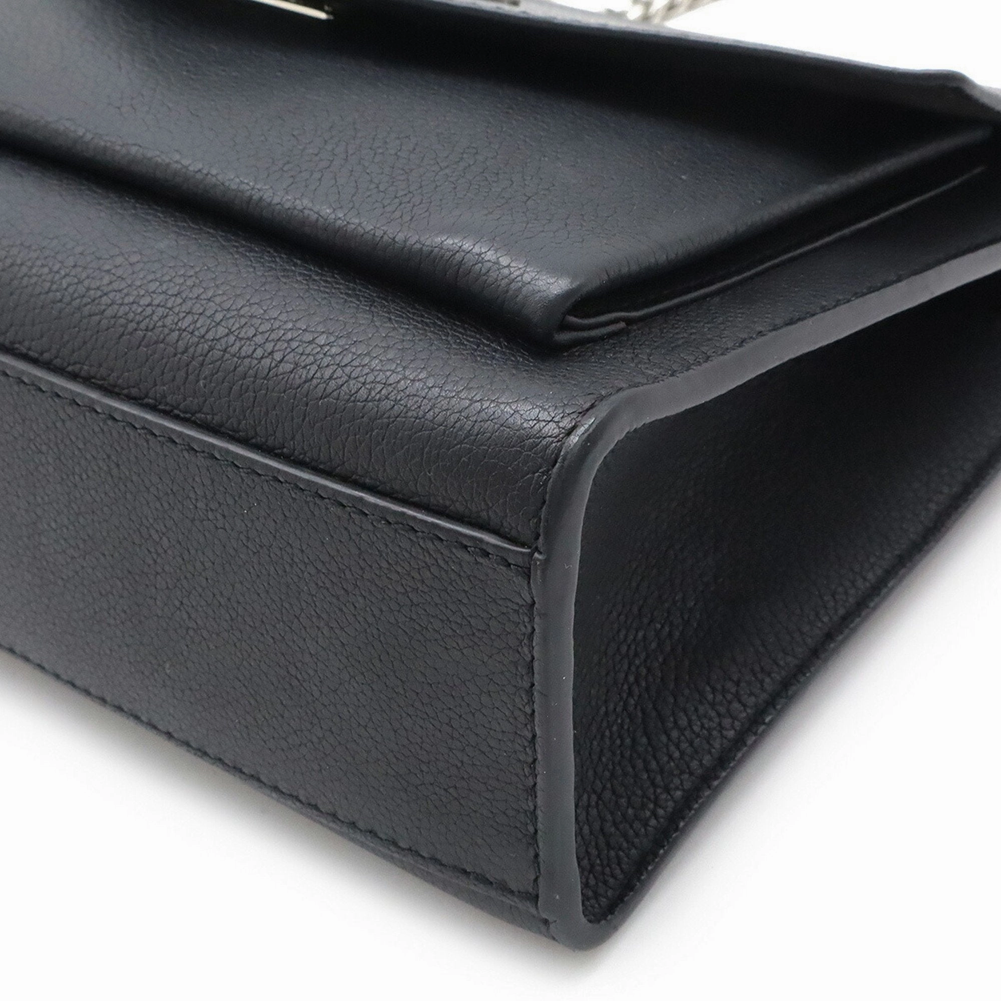 Louis Vuitton Noir Leather Pochette Shoulder Bag (Pre-Owned)