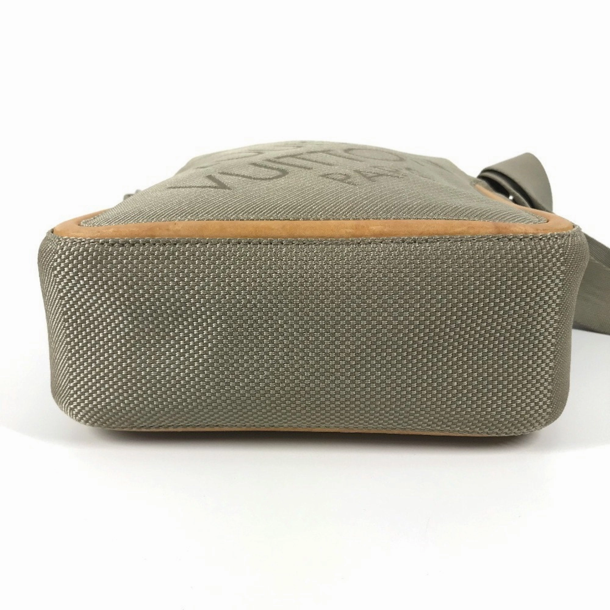 Louis Vuitton Sable Damier Geant Canvas Pochette Shoulder Bag (Pre-Owned)
