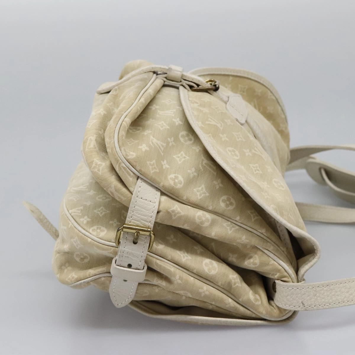 Louis Vuitton Saumur Canvas Shoulder Bag (Pre-Owned)