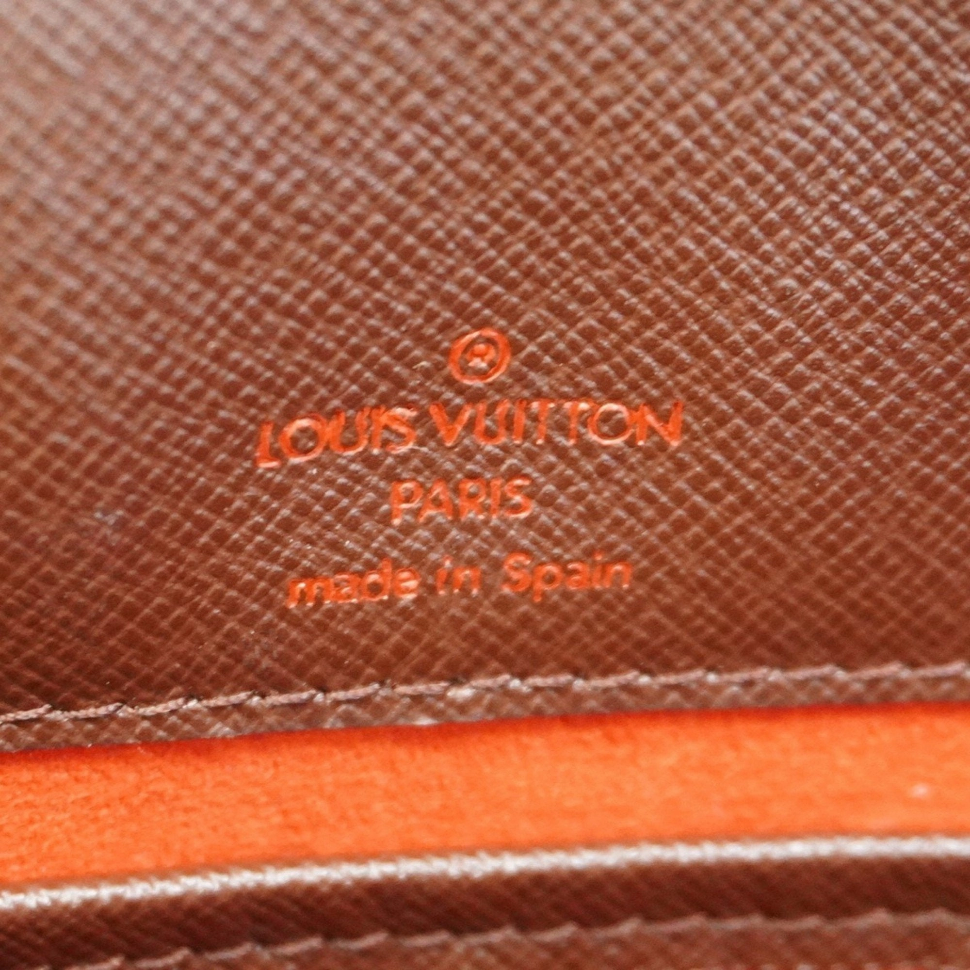Louis Vuitton Shoulder Bag (Pre-Owned)