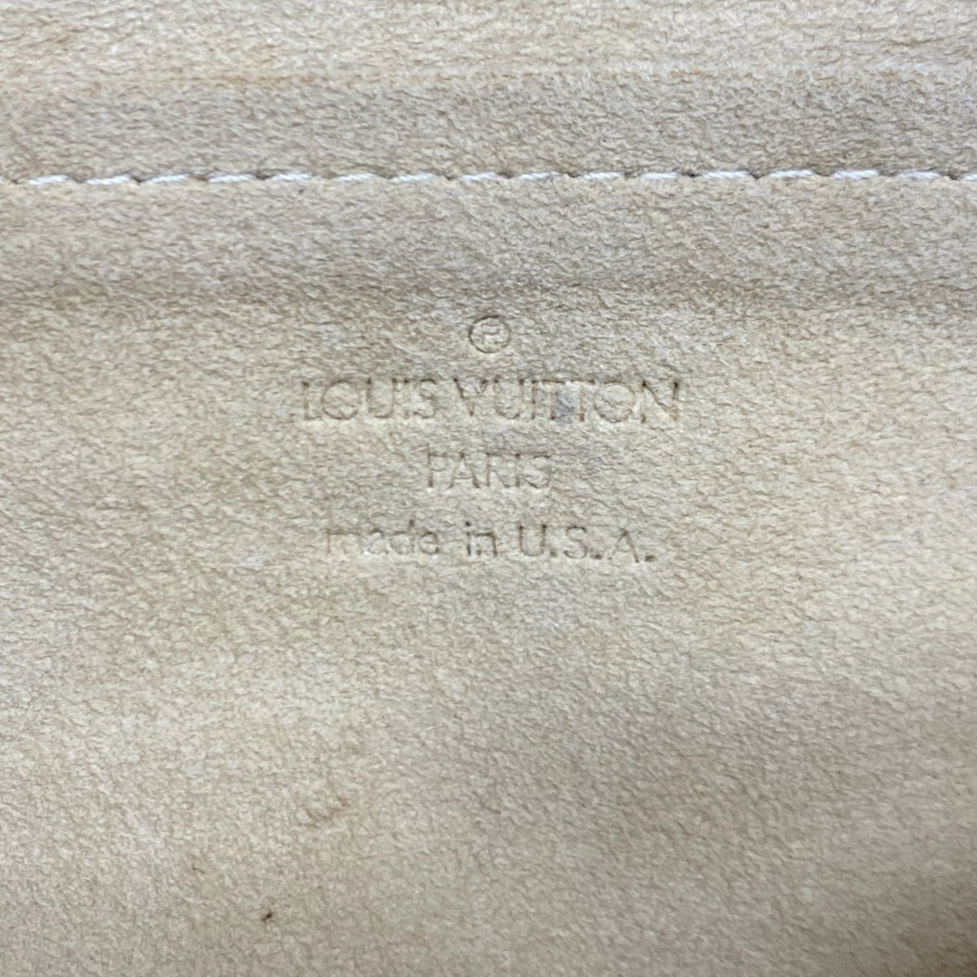 Louis Vuitton Shoulder Bag (Pre-Owned)