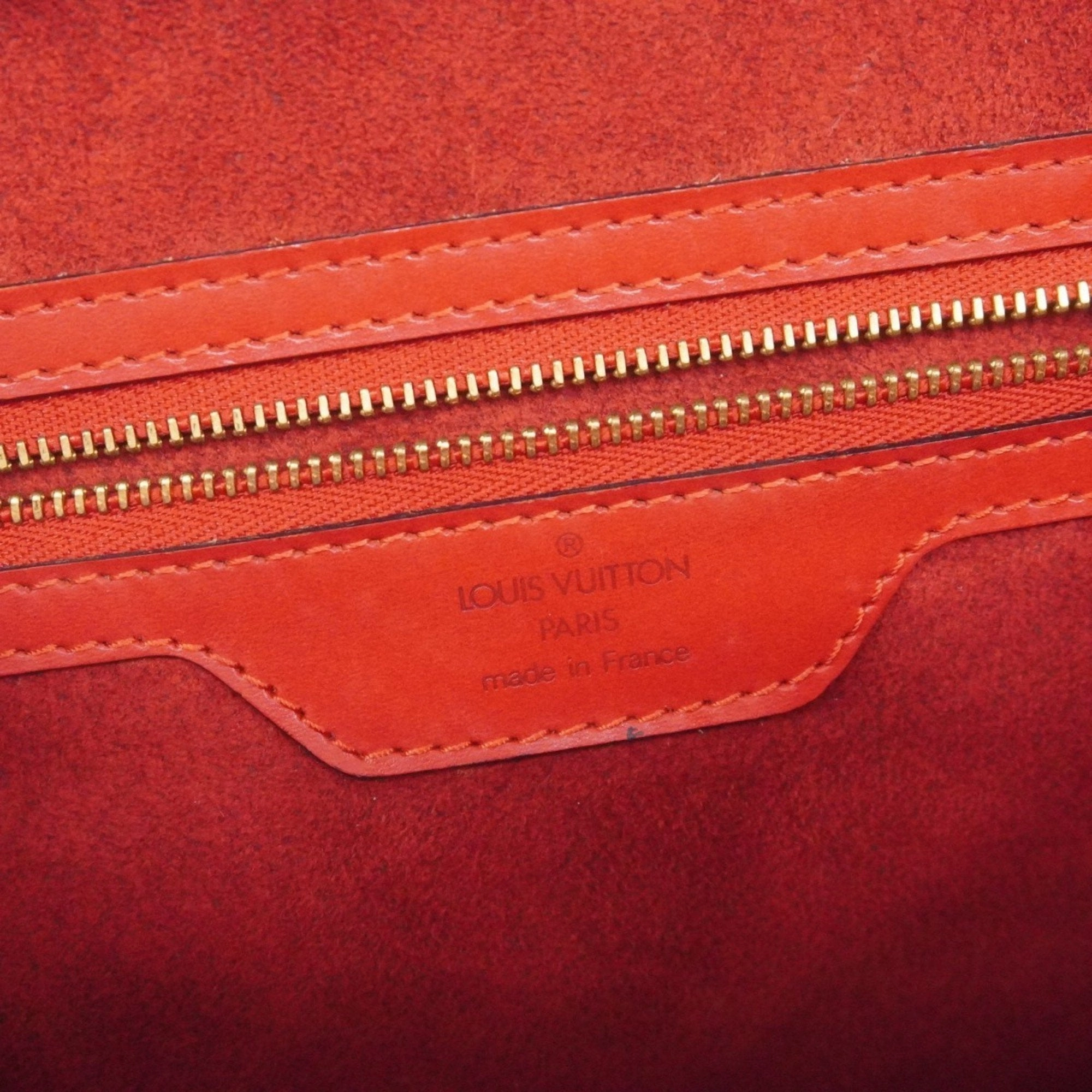 Louis Vuitton Shoulder Bag (Pre-Owned)