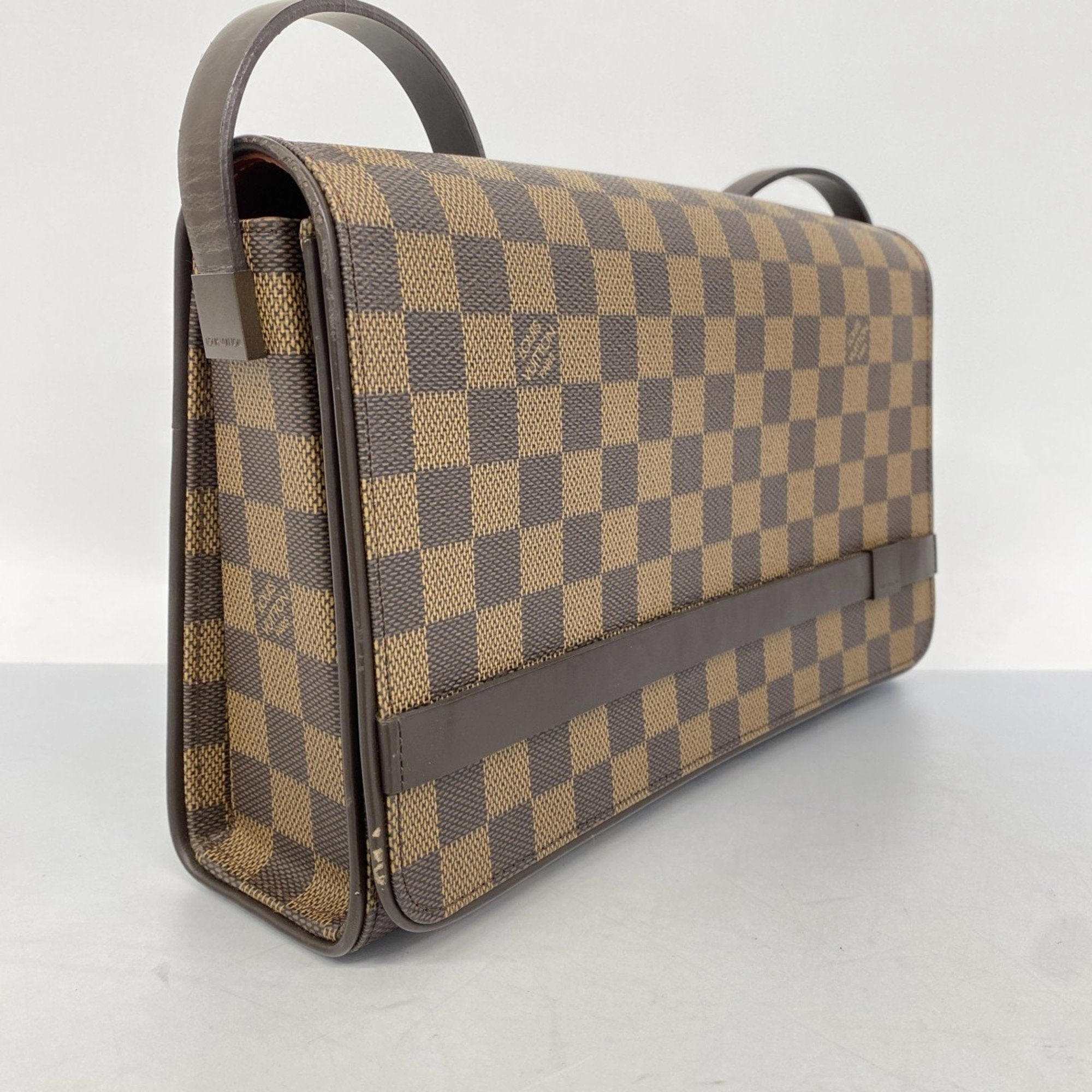 Louis Vuitton Shoulder Bag (Pre-Owned)