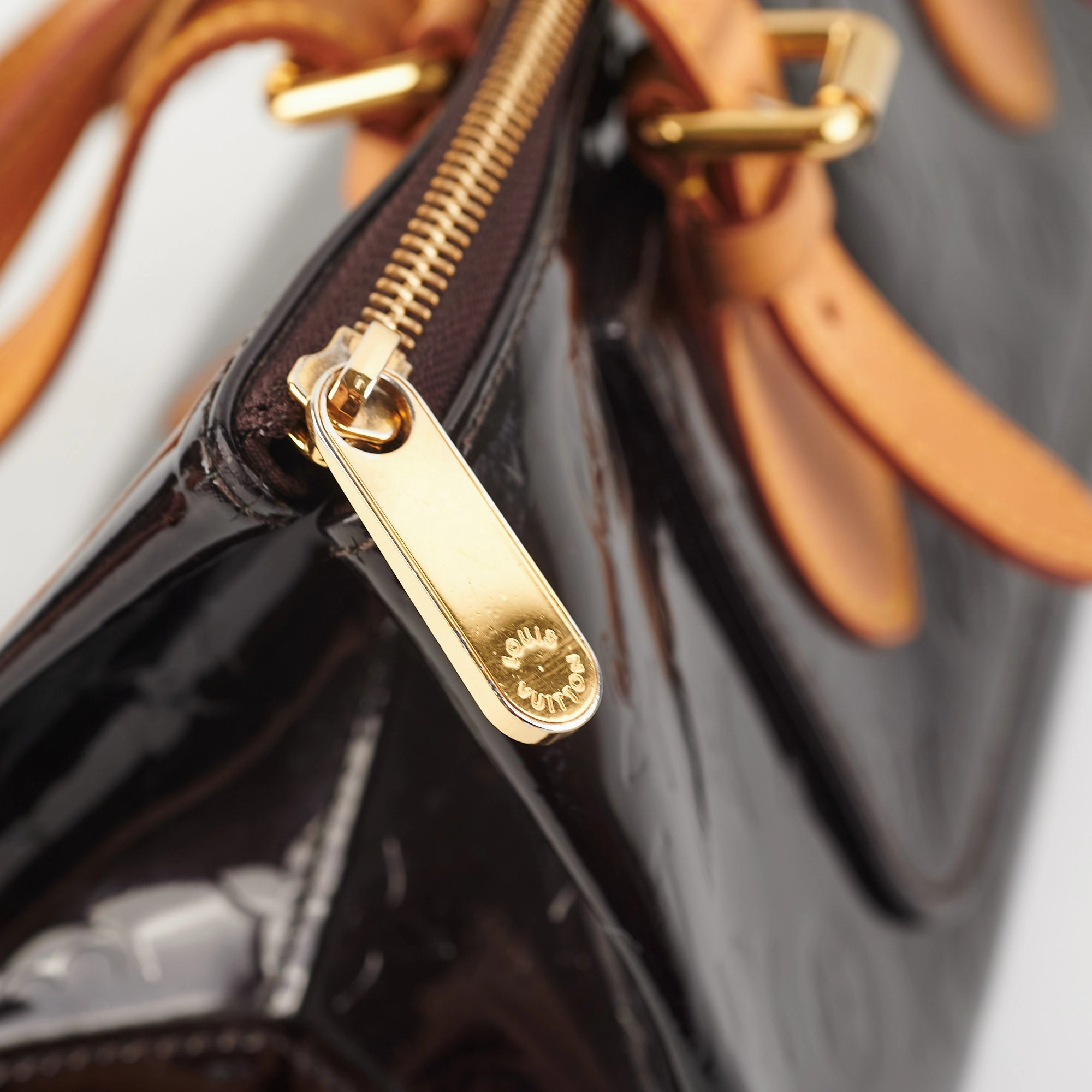 Louis Vuitton Vernis Tricot Bag Amarante