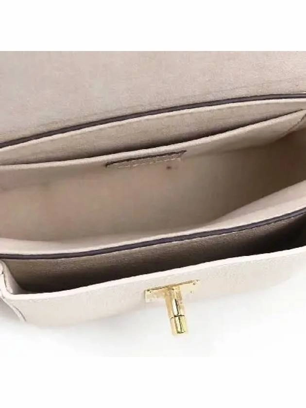 M58554 Gray color Lock Me Tender shoulder bag and cross