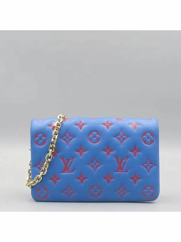 M80743 Crossbody Bag