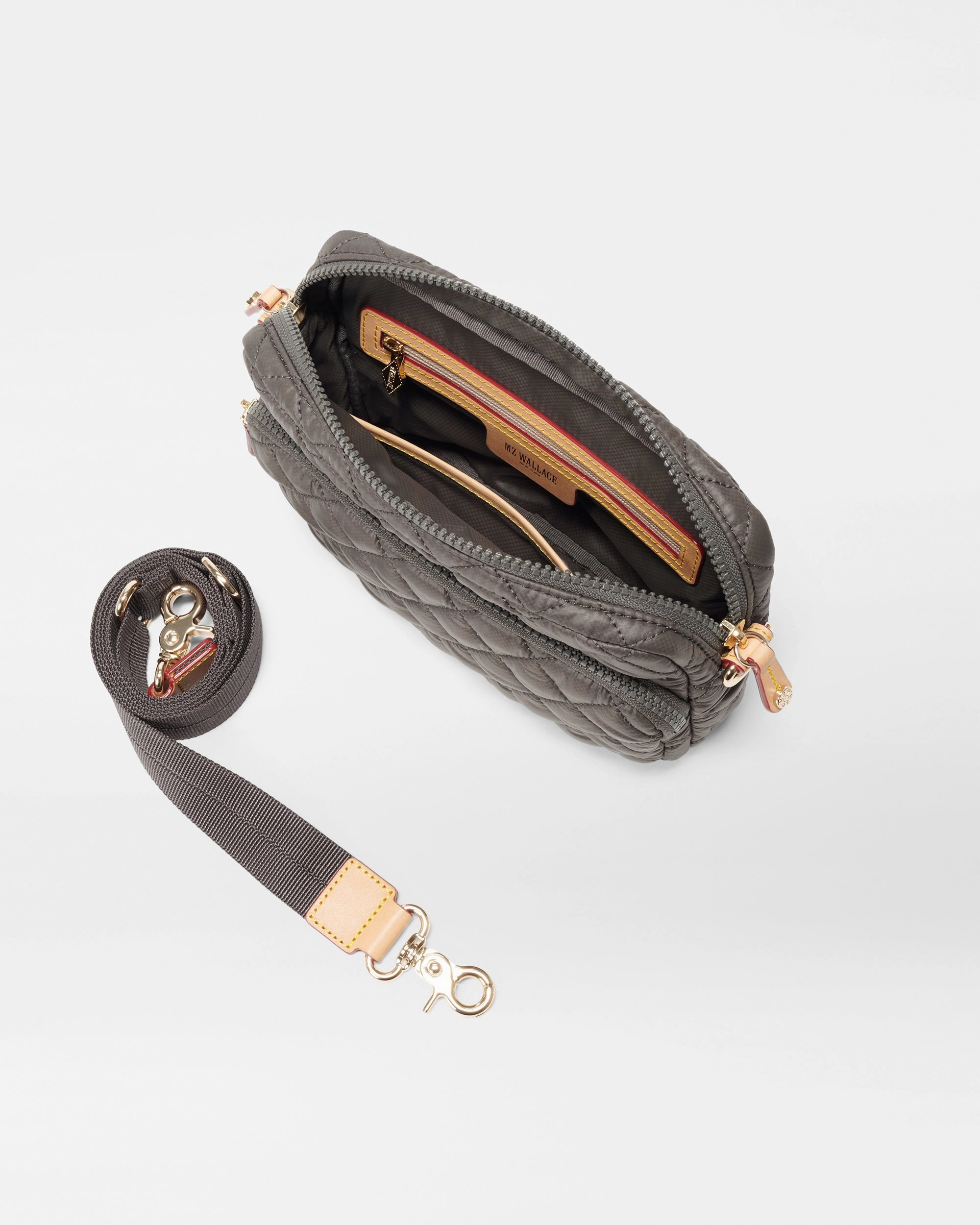 Magnet Small Metro Camera Bag