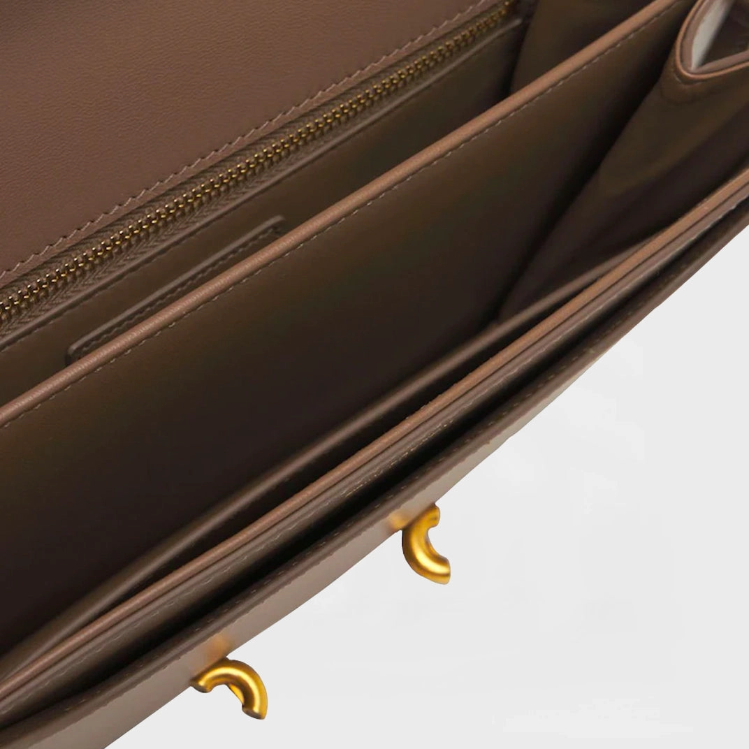 Maillon Medium Leather Shoulder Bag in Beige